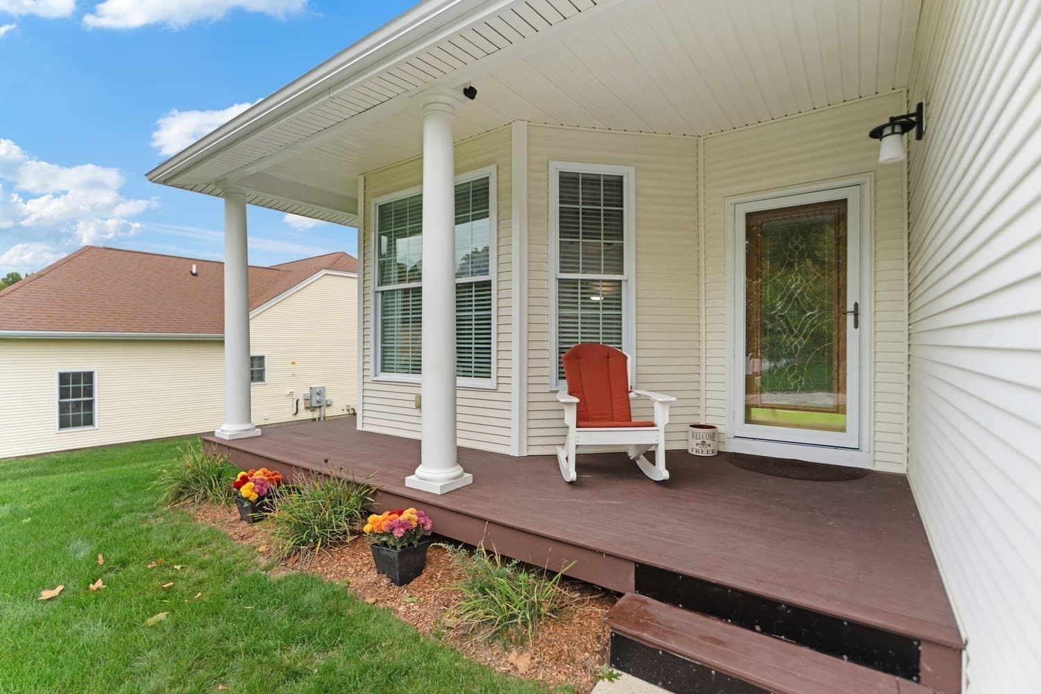 Condominium at 30 Summerfield Drive # 30, Uxbridge MA 01569, Uxbridge, photo 2 of 42