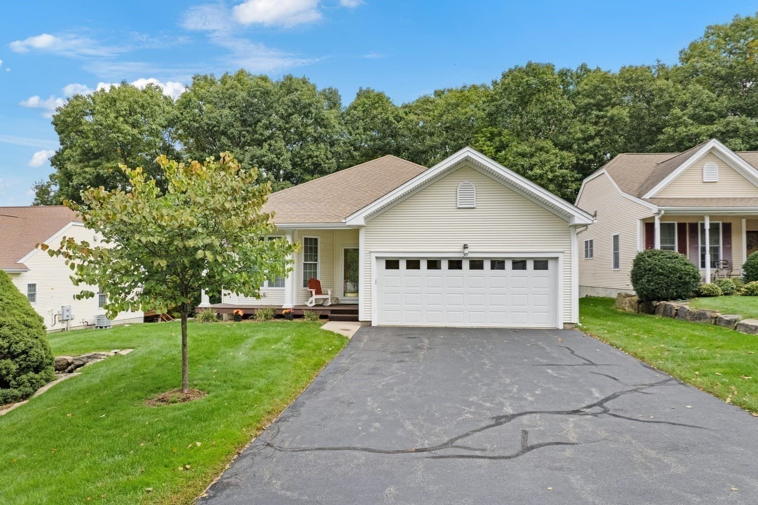 Condominium at 30 Summerfield Drive # 30, Uxbridge MA 01569, Uxbridge, photo 39 of 42
