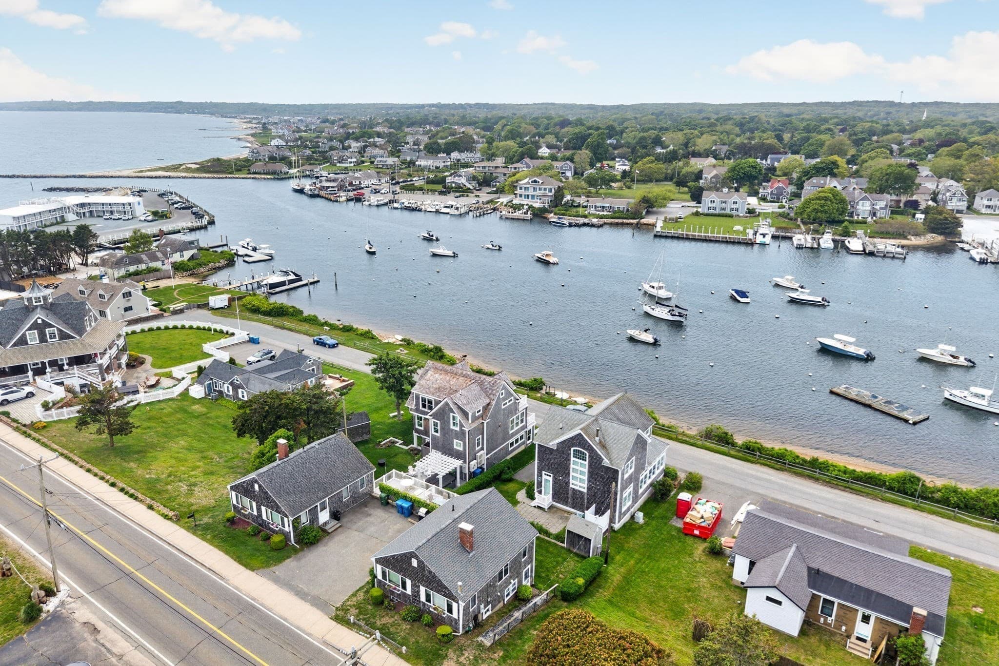 Single Family Residence at 424 Grand Ave, Falmouth MA 02540, Falmouth, photo 2 of 25