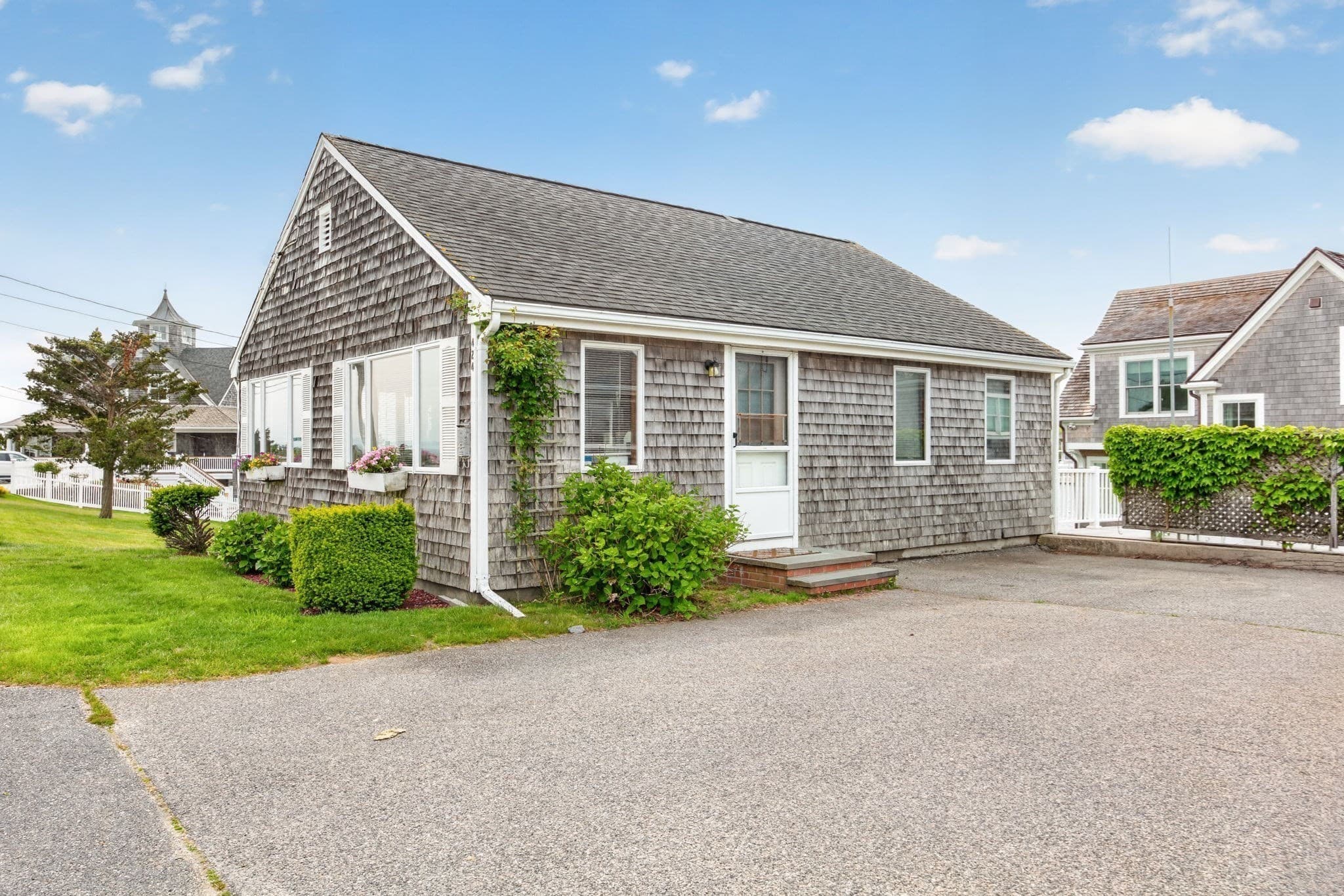 Single Family Residence at 424 Grand Ave, Falmouth MA 02540, Falmouth, photo 8 of 25