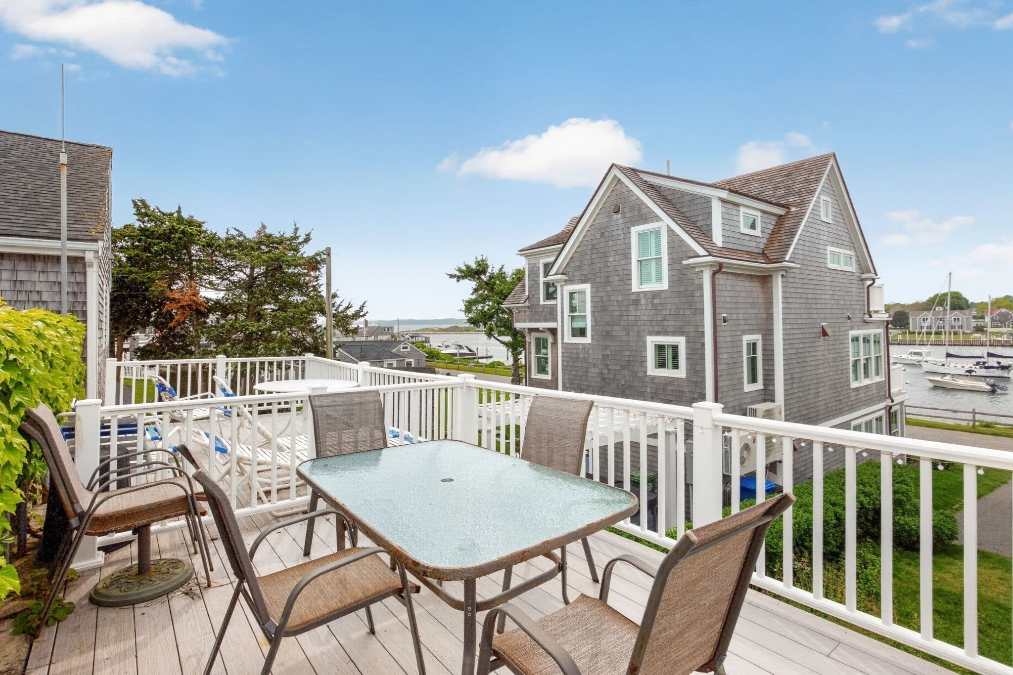 Single Family Residence at 426 Grand Ave, Falmouth MA 02540, Falmouth, photo 4 of 28