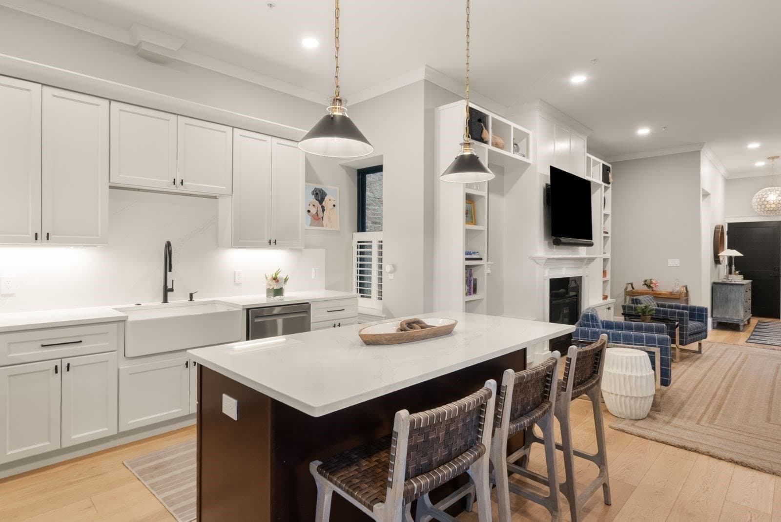 Condominium at 40 Mount Vernon Street # 1, Boston MA 02129, Boston, photo 2 of 33