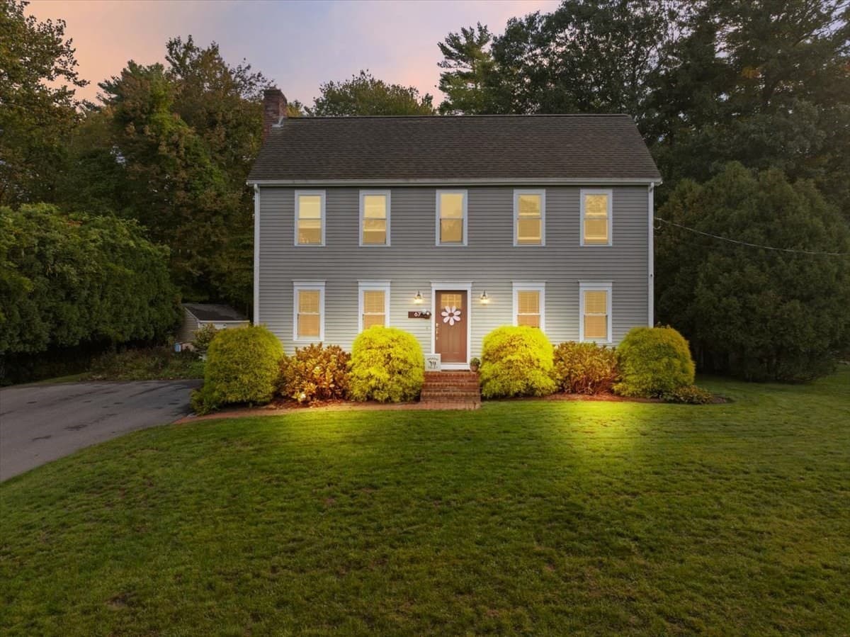 67 Briar Road, Taunton MA 02780