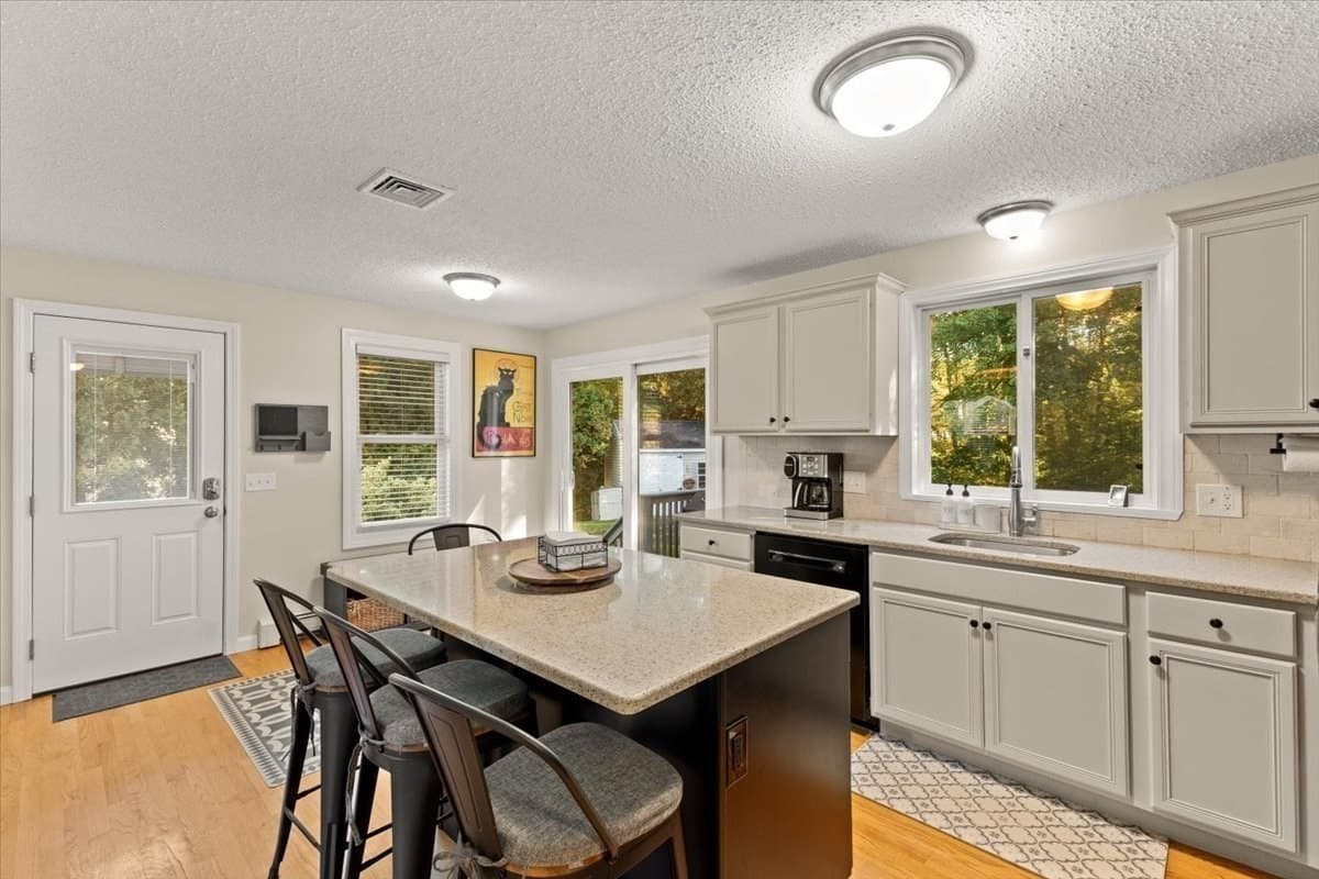 Single Family Residence at 67 Briar Road, Taunton MA 02780, Taunton, photo 9 of 33