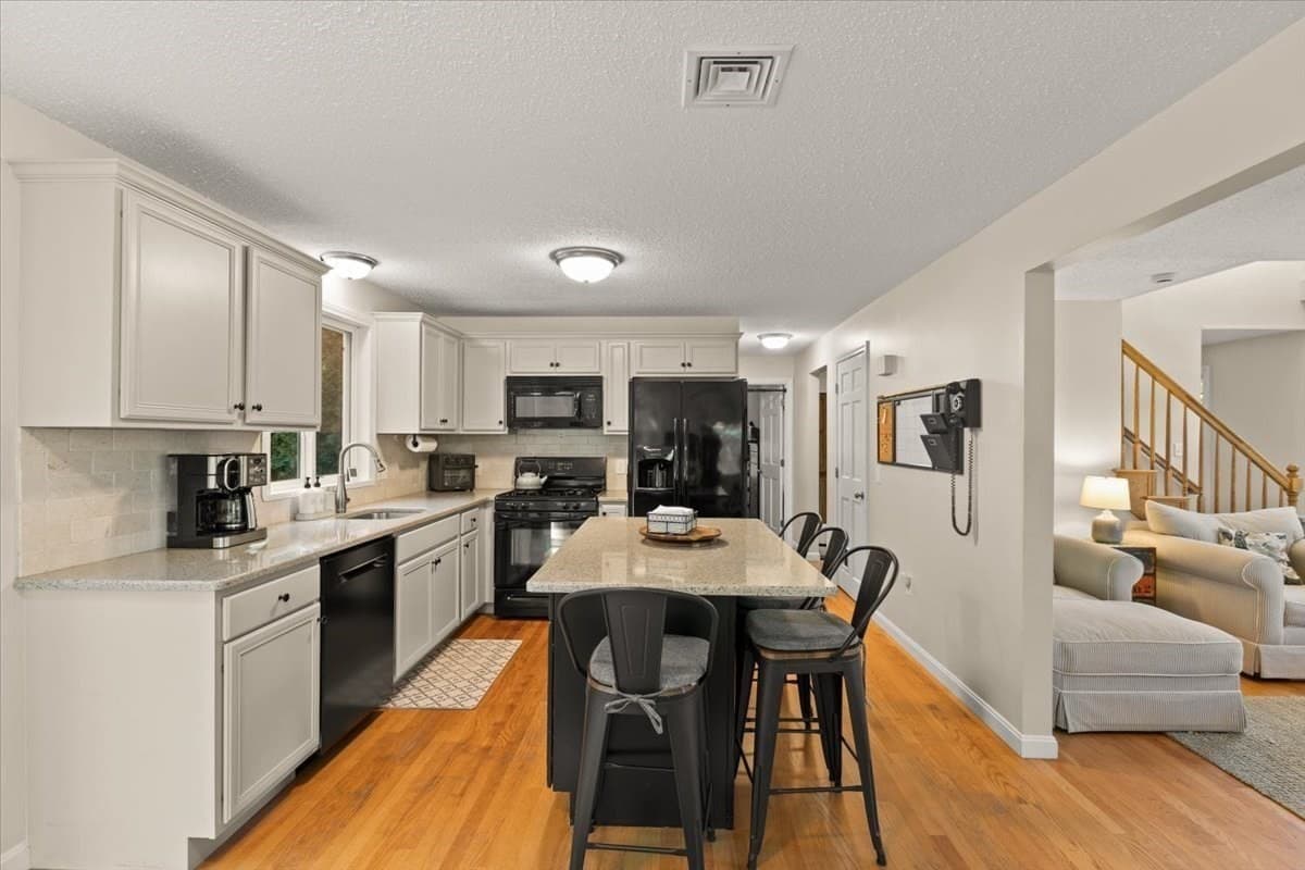 Single Family Residence at 67 Briar Road, Taunton MA 02780, Taunton, photo 10 of 33