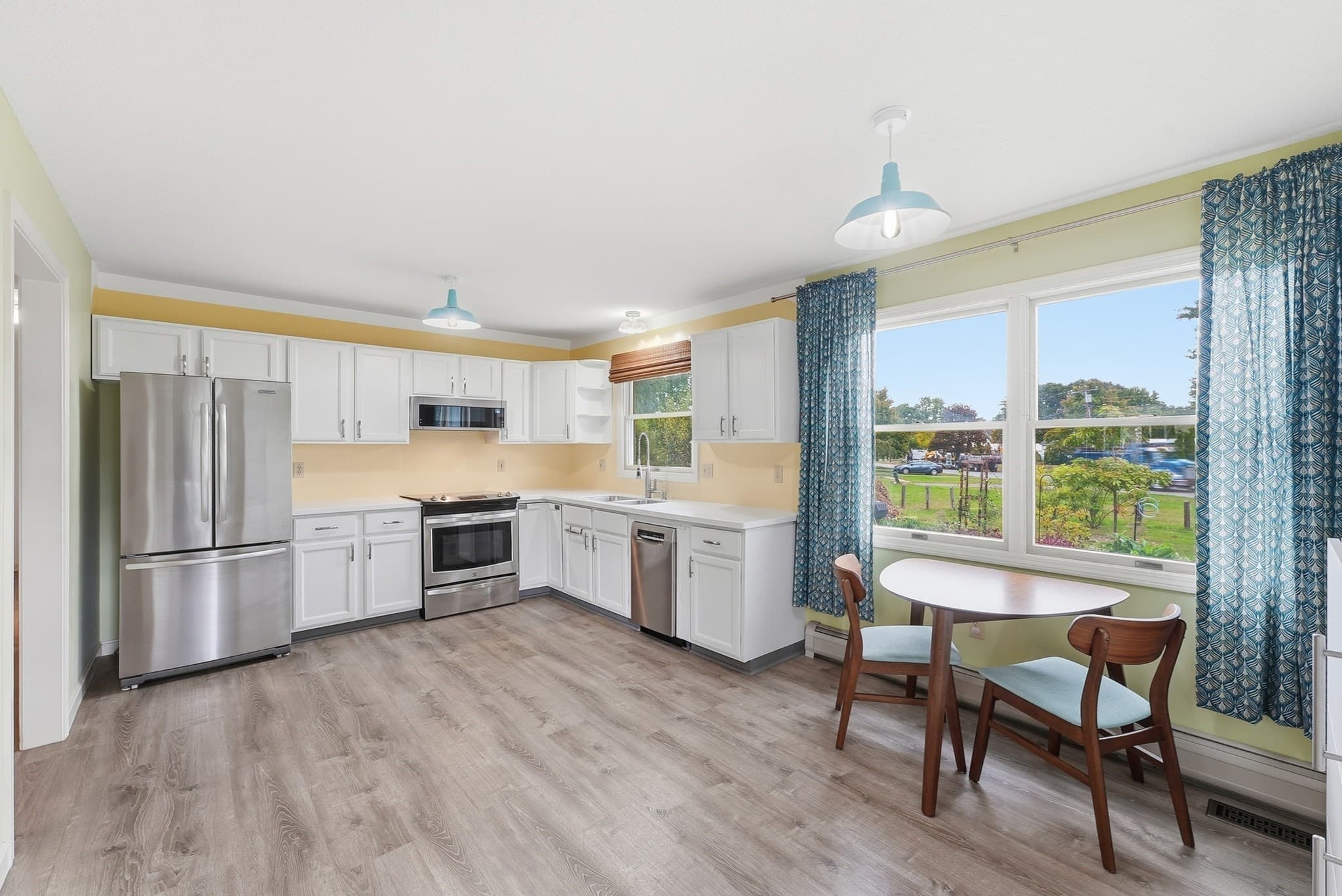 Single Family Residence at 165 Ferry St, Easthampton MA 01027, Easthampton, photo 8 of 42