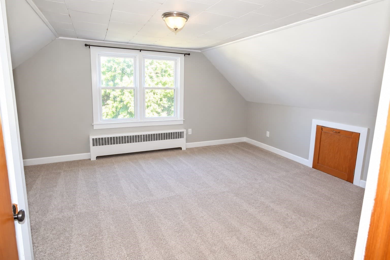 Single Family Residence at 46 Litchfield Ave, Dracut MA 01826, Dracut, photo 11 of 13