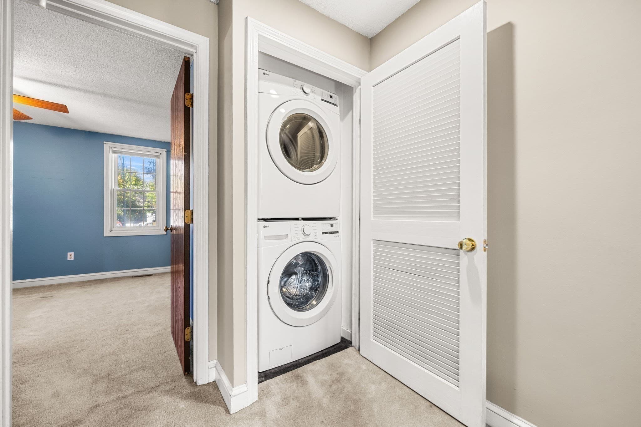 Condominium at 52 Warren St # 8, Peabody MA 01960, Peabody, photo 13 of 18