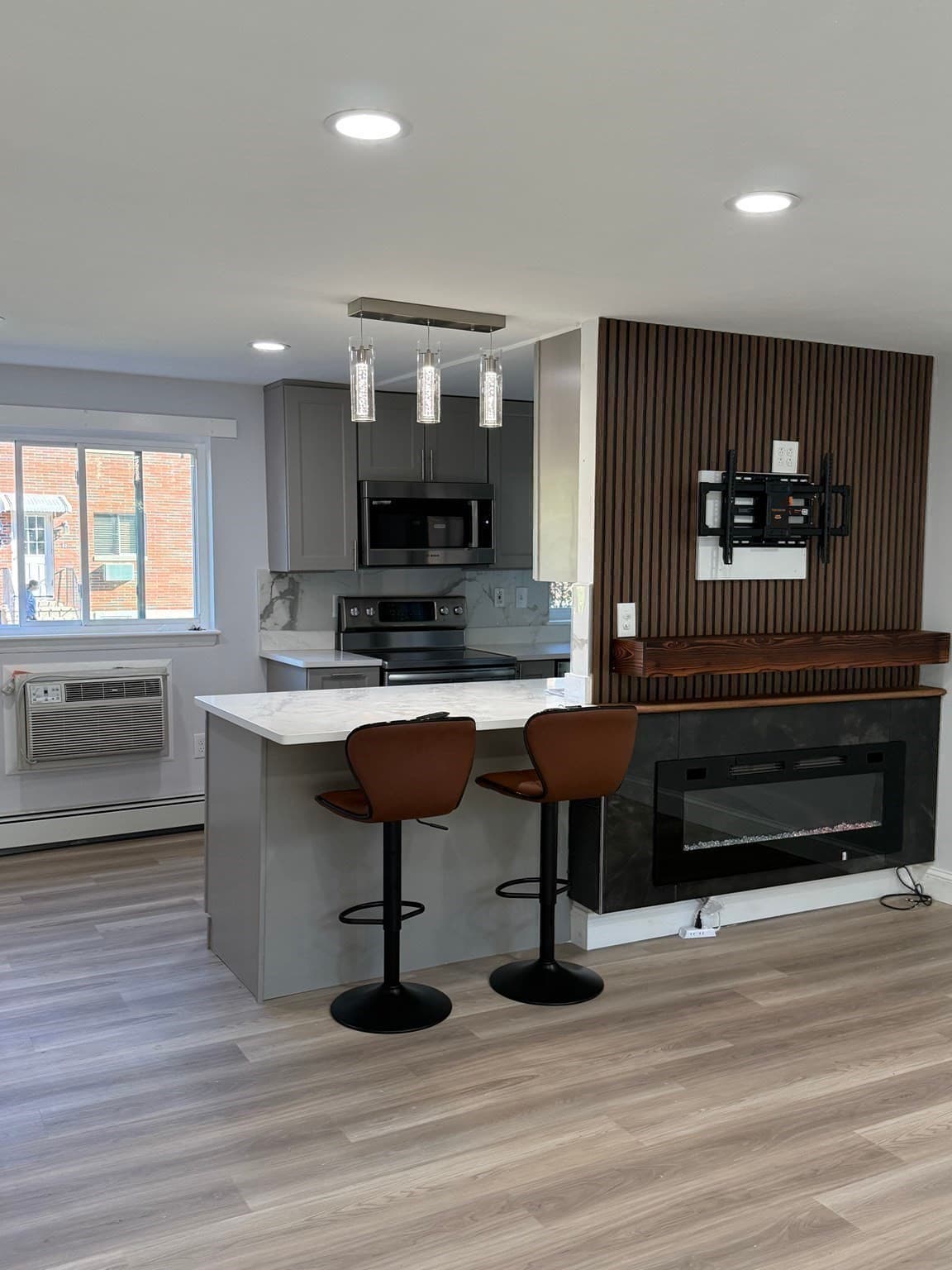 Condominium at 36 Bishop Dr # 36, Framingham MA 01702, Framingham, photo 3 of 23