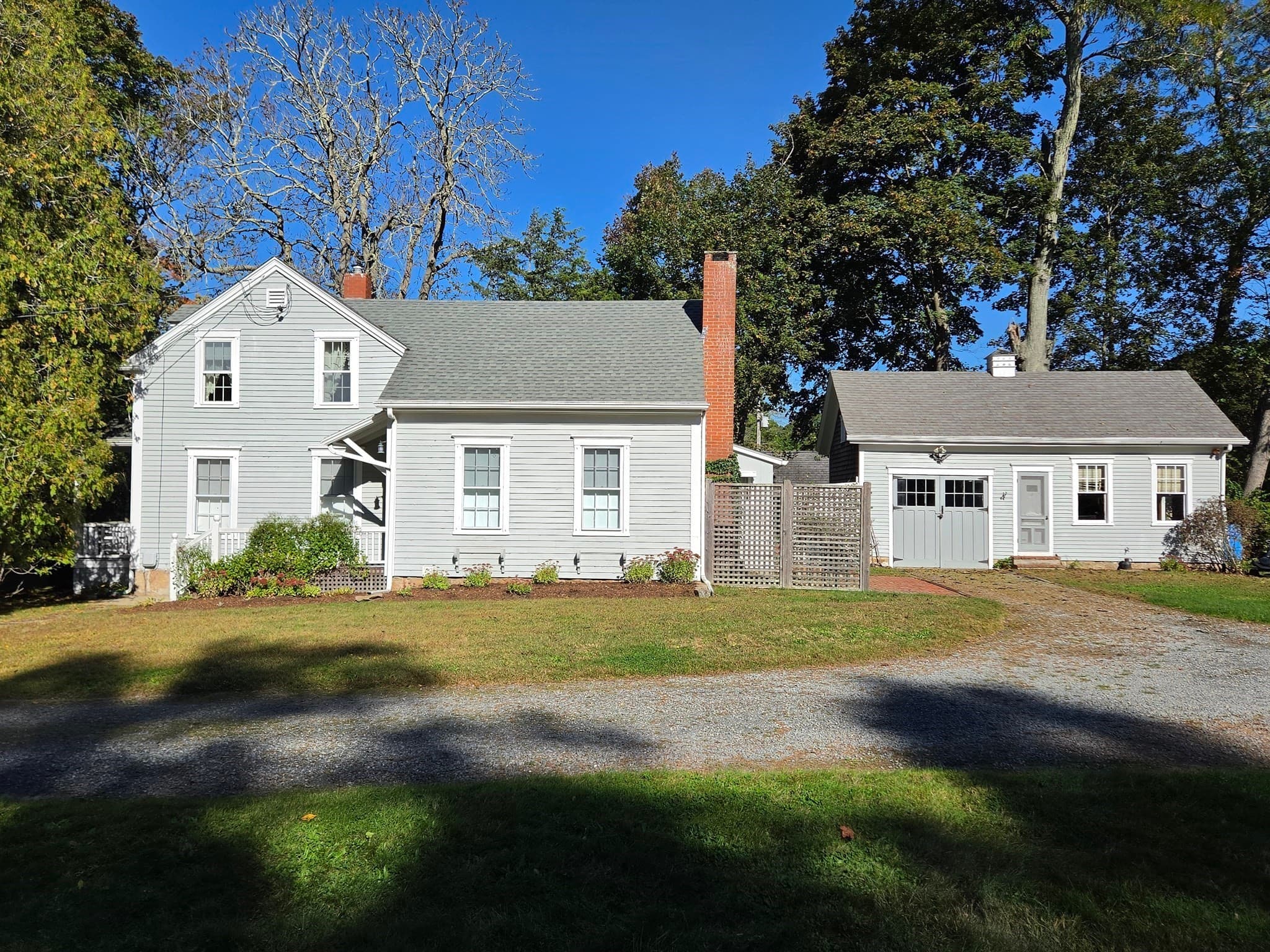 Single Family Residence at 584 Slocum Rd, Dartmouth MA 02747, Dartmouth, photo 2 of 36