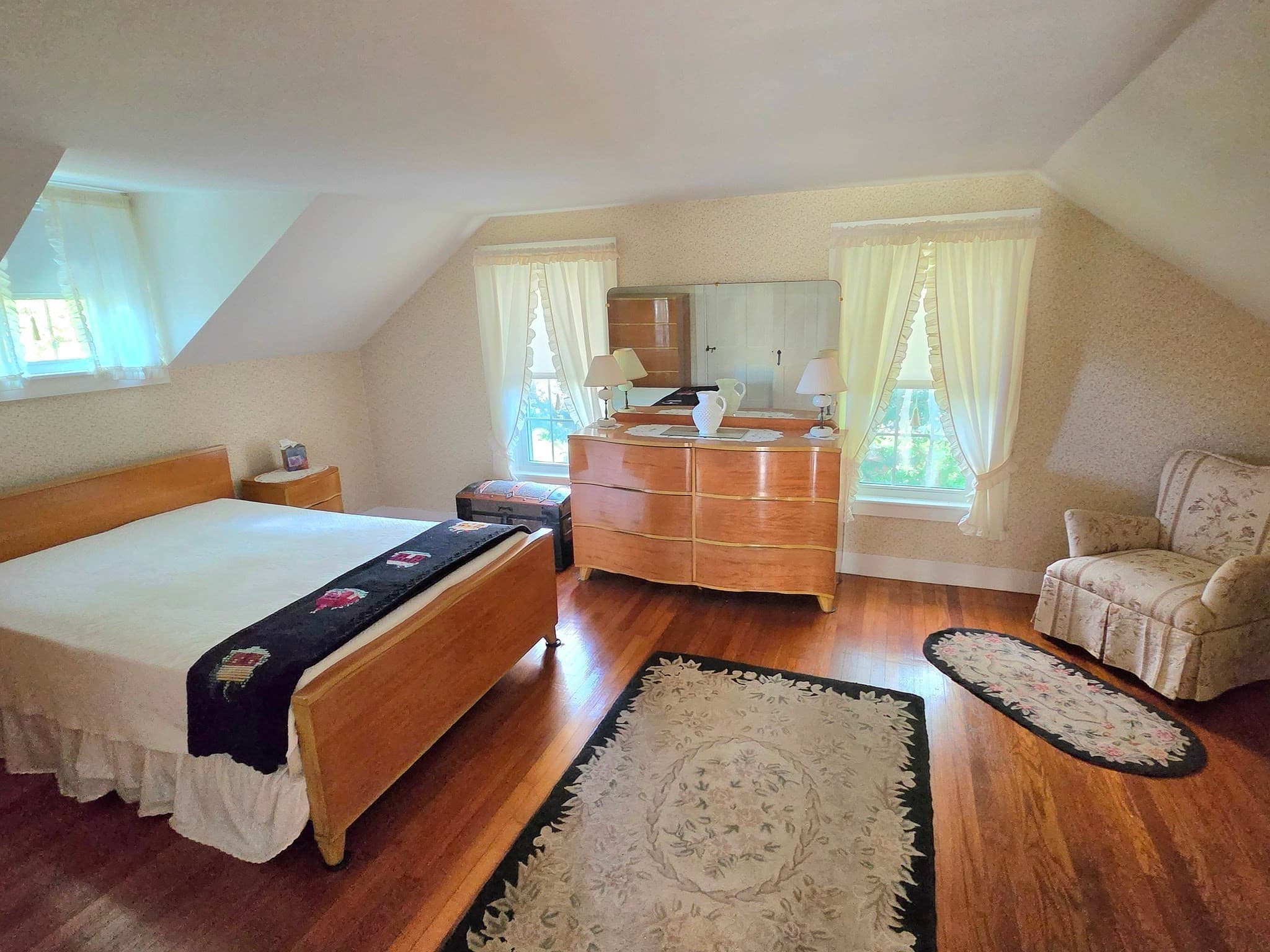 Single Family Residence at 584 Slocum Rd, Dartmouth MA 02747, Dartmouth, photo 17 of 36