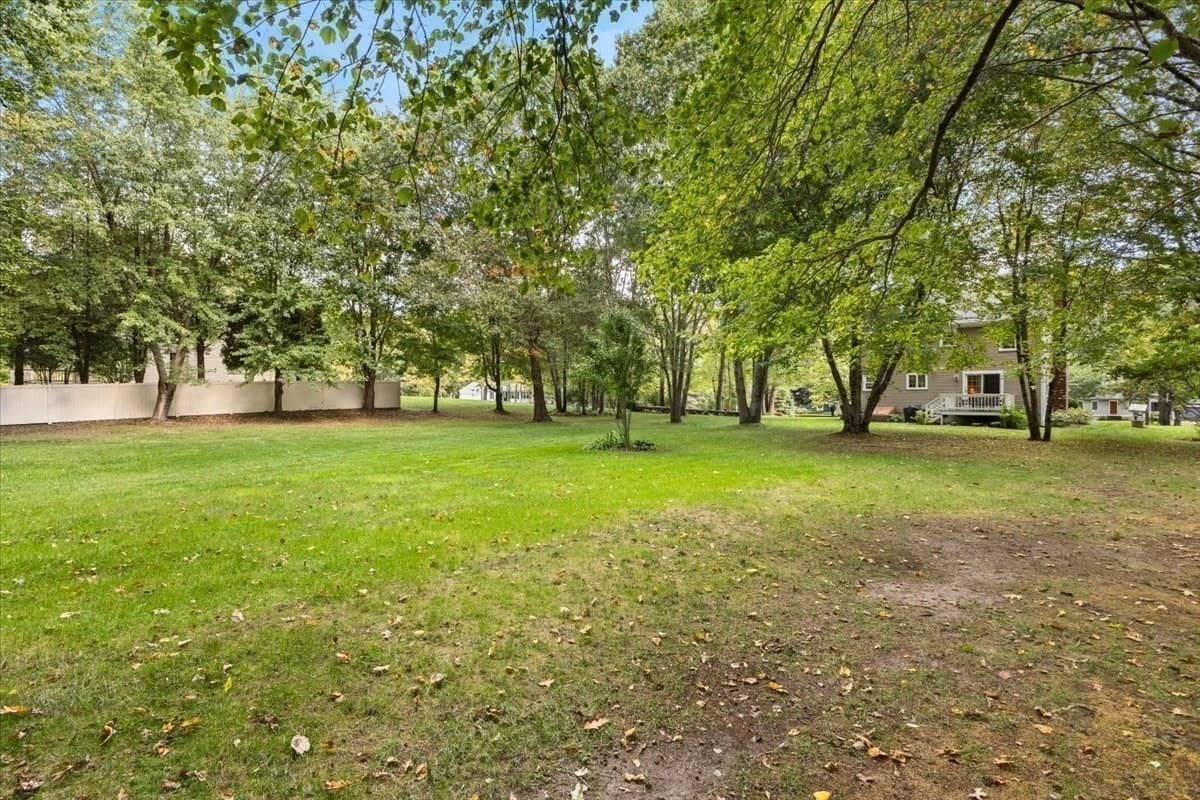 Single Family Residence at 8 George Littlefield Circle, Middleboro MA 02346, Middleboro, photo 33 of 35