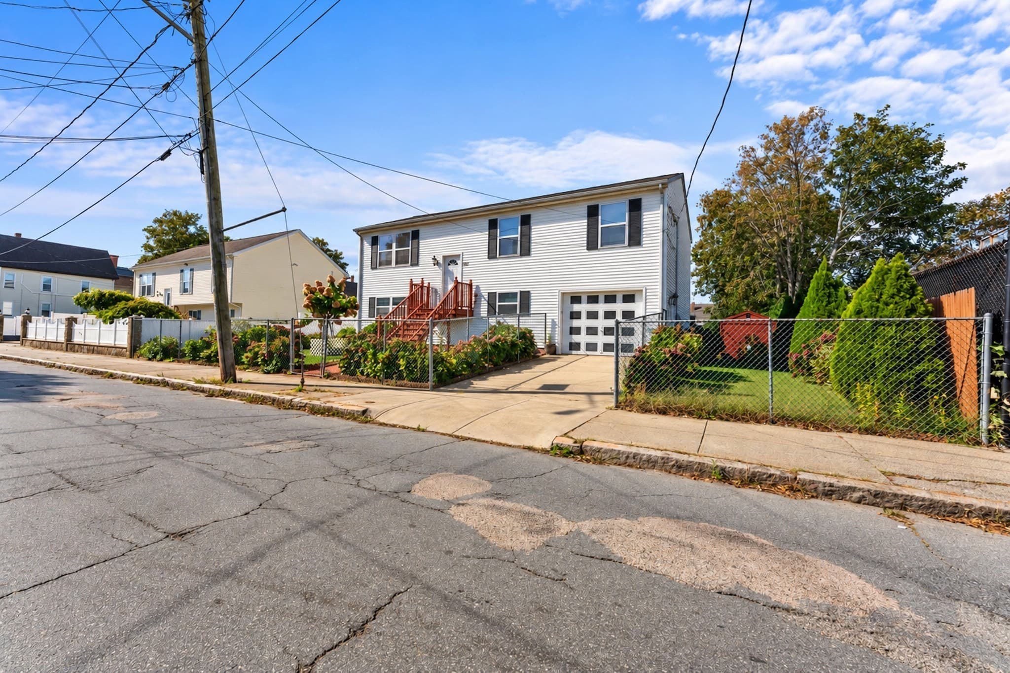 Single Family Residence at 123 Acushnet Av, New Bedford MA 02740, New Bedford, photo 2 of 42