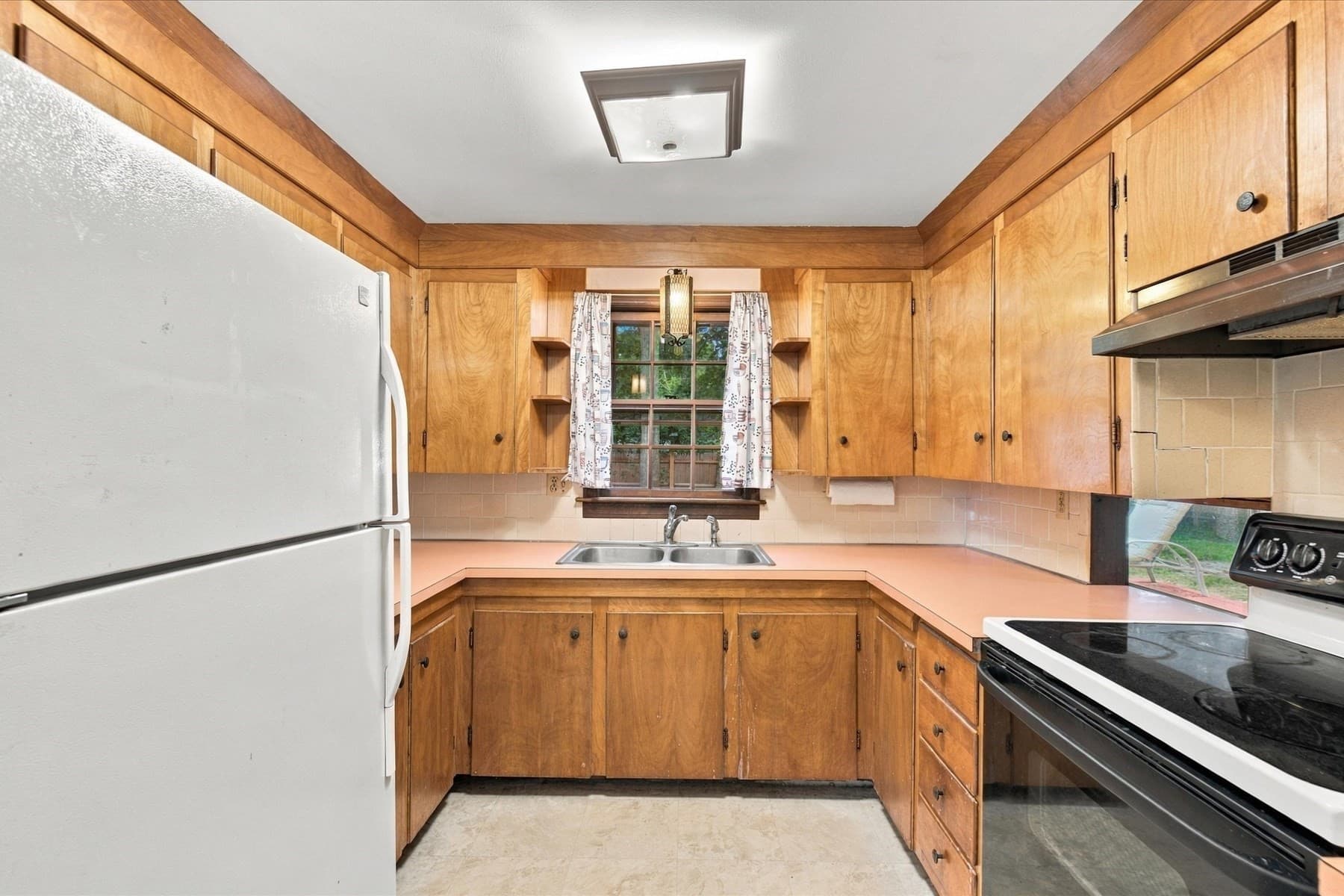 Single Family Residence at 37 Rita Ave, Yarmouth MA 02664, Yarmouth, photo 13 of 38