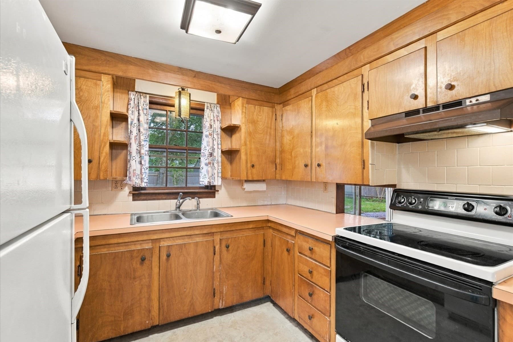 Single Family Residence at 37 Rita Ave, Yarmouth MA 02664, Yarmouth, photo 12 of 38