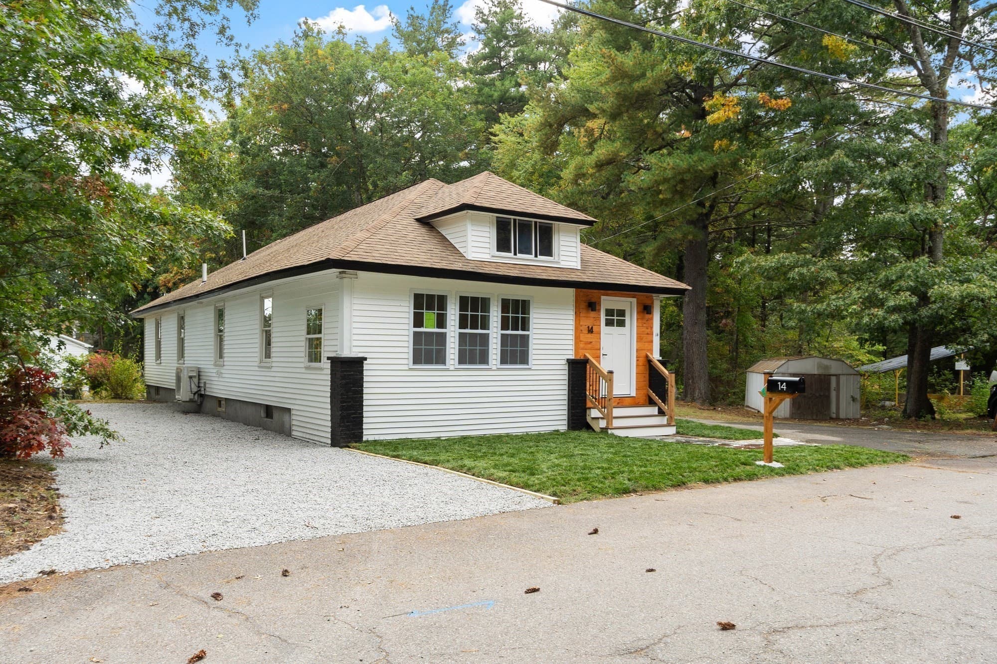 14 Brook St, Ayer MA 01432