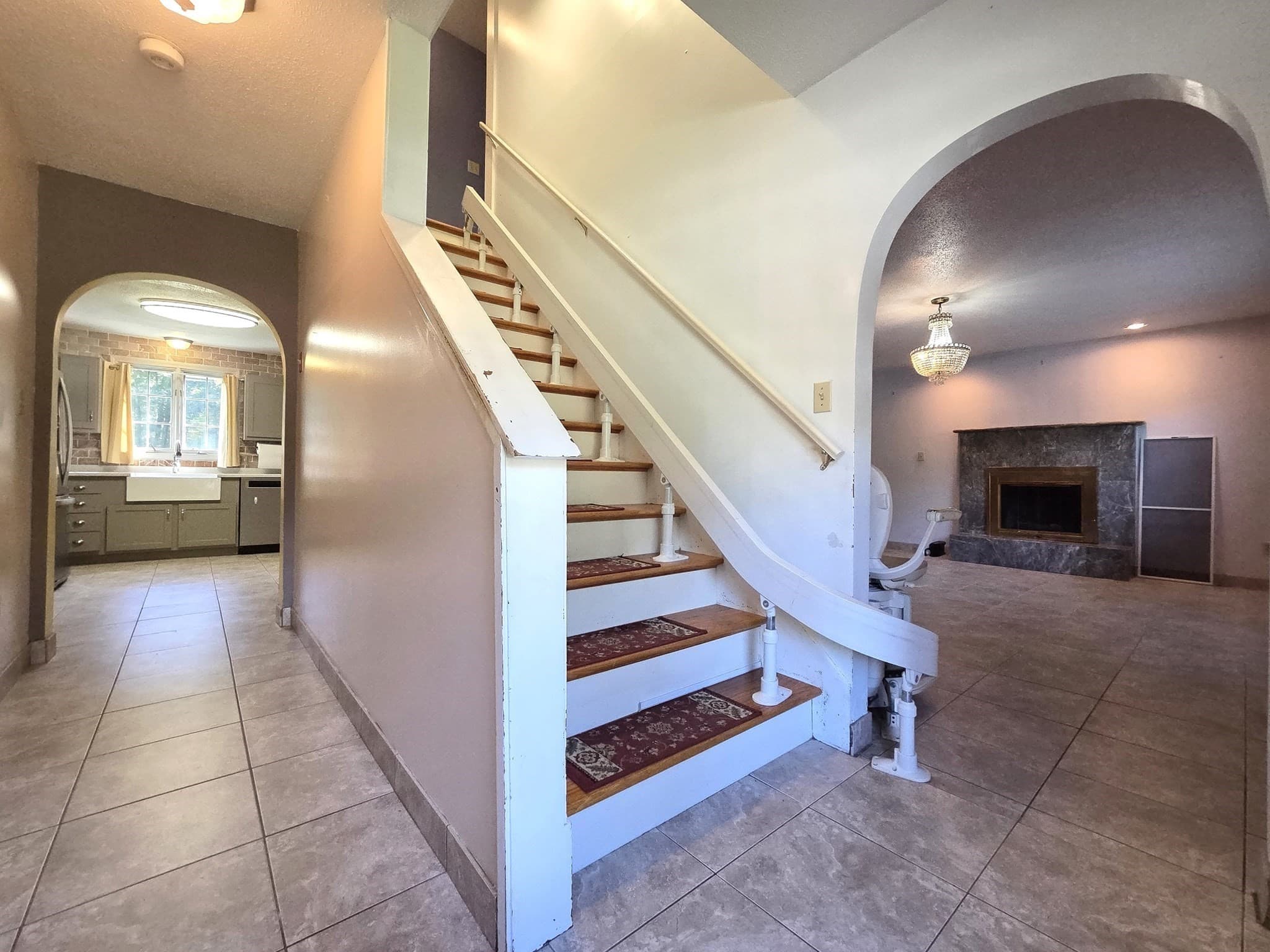 Single Family Residence at 4 Joseph St, Dudley MA 01571, Dudley, photo 2 of 40