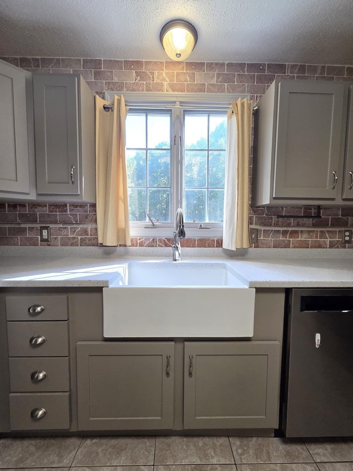 Single Family Residence at 4 Joseph St, Dudley MA 01571, Dudley, photo 6 of 40