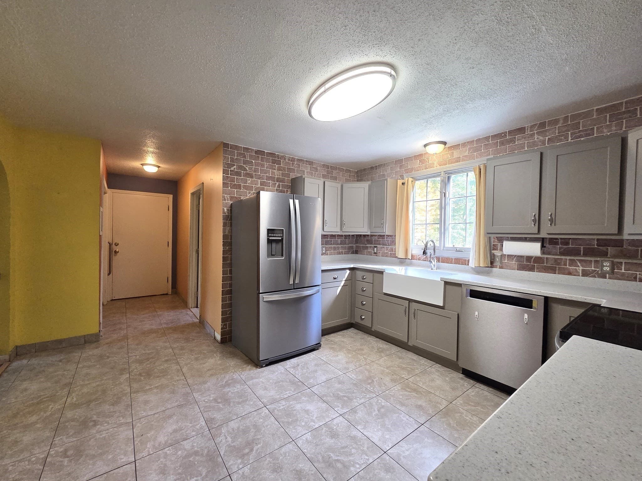 Single Family Residence at 4 Joseph St, Dudley MA 01571, Dudley, photo 3 of 40