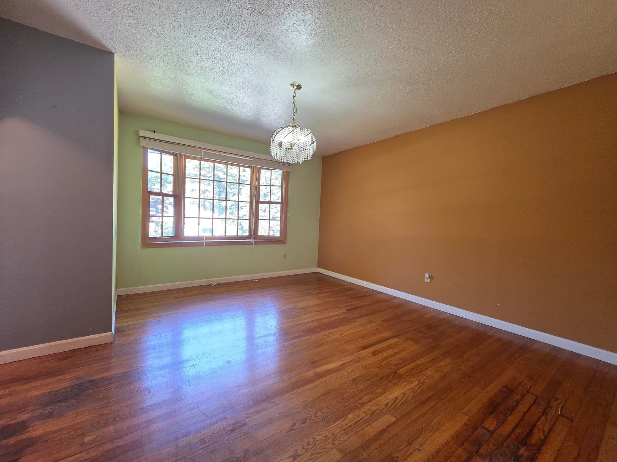 Single Family Residence at 4 Joseph St, Dudley MA 01571, Dudley, photo 11 of 40