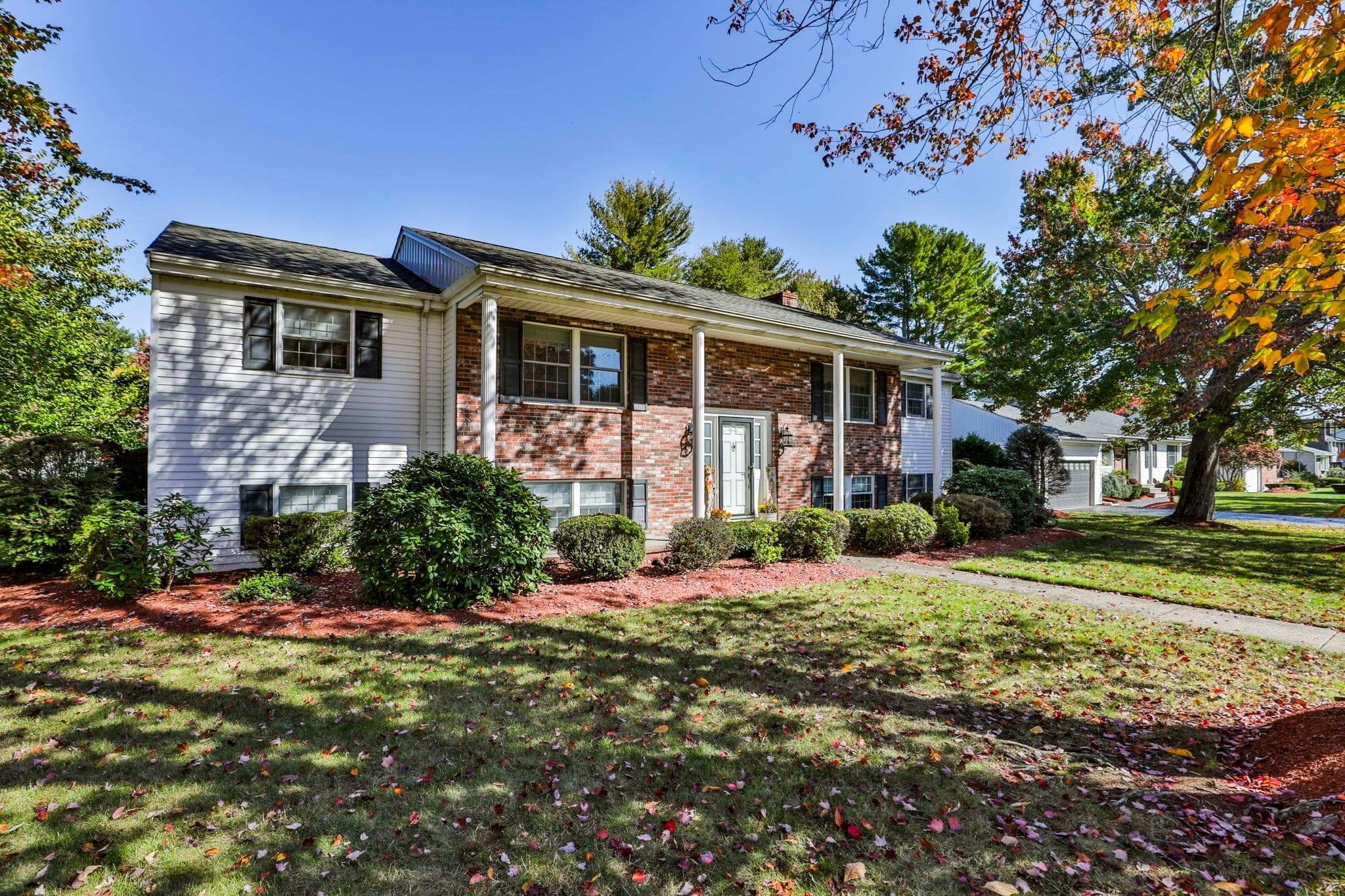 25 Indian Rock Dr, Saugus MA 01906