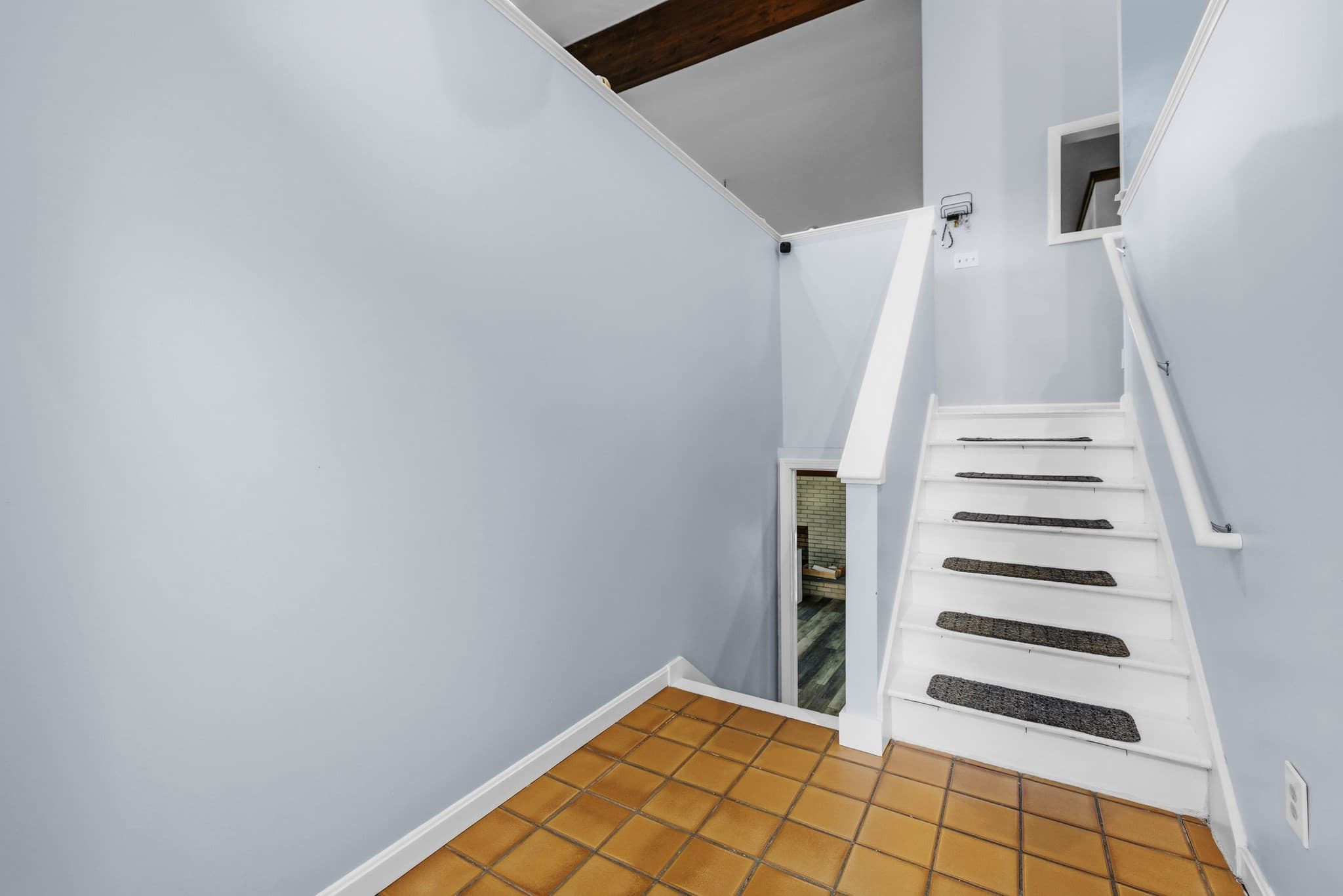 Single Family Residence at 612 Drift Rd, Westport MA 02790, Westport, photo 17 of 28