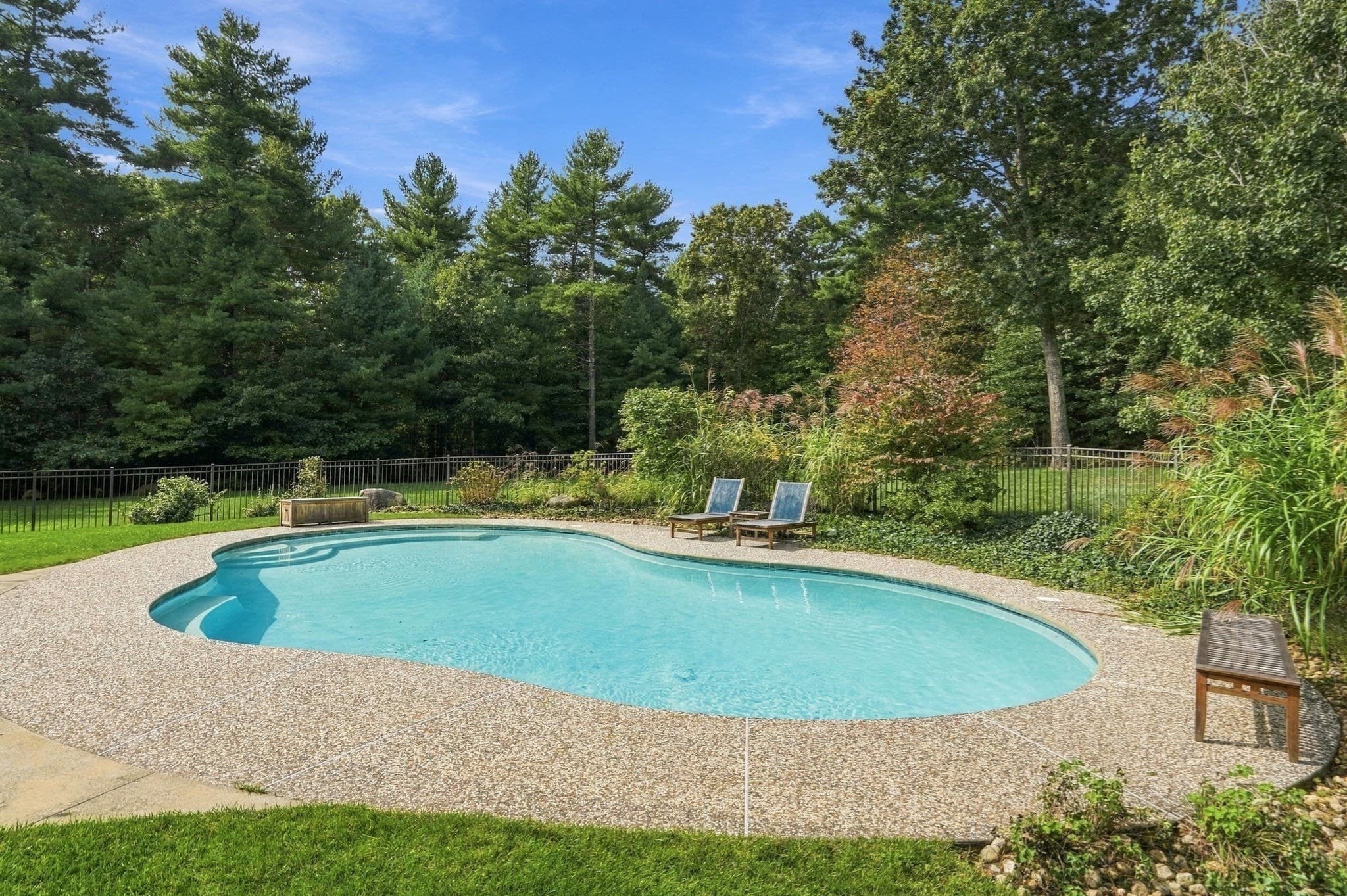 Single Family Residence at 20 Hillside Ln, Duxbury MA 02332, Duxbury, photo 36 of 42