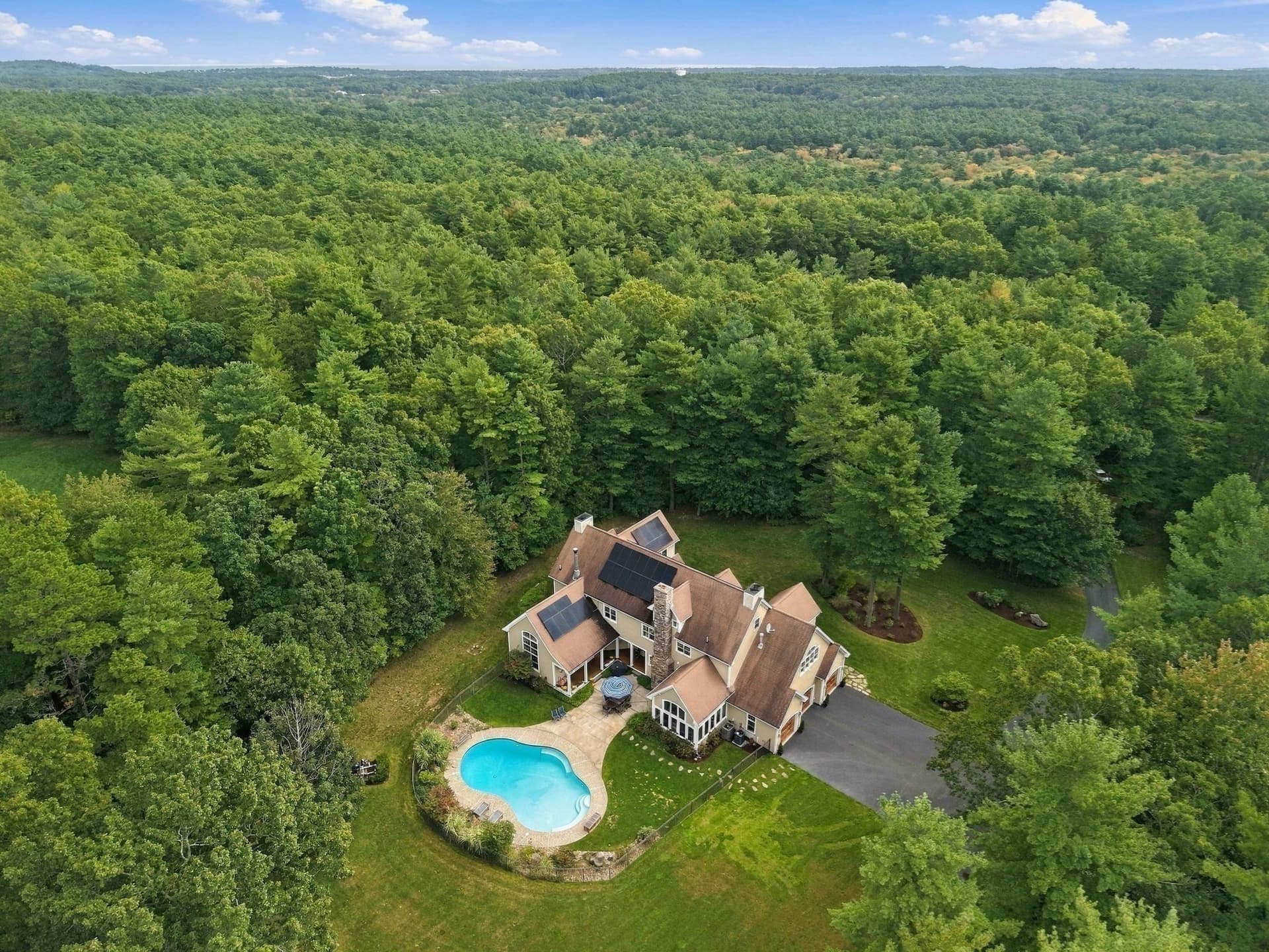 Single Family Residence at 20 Hillside Ln, Duxbury MA 02332, photo 40 of 42
