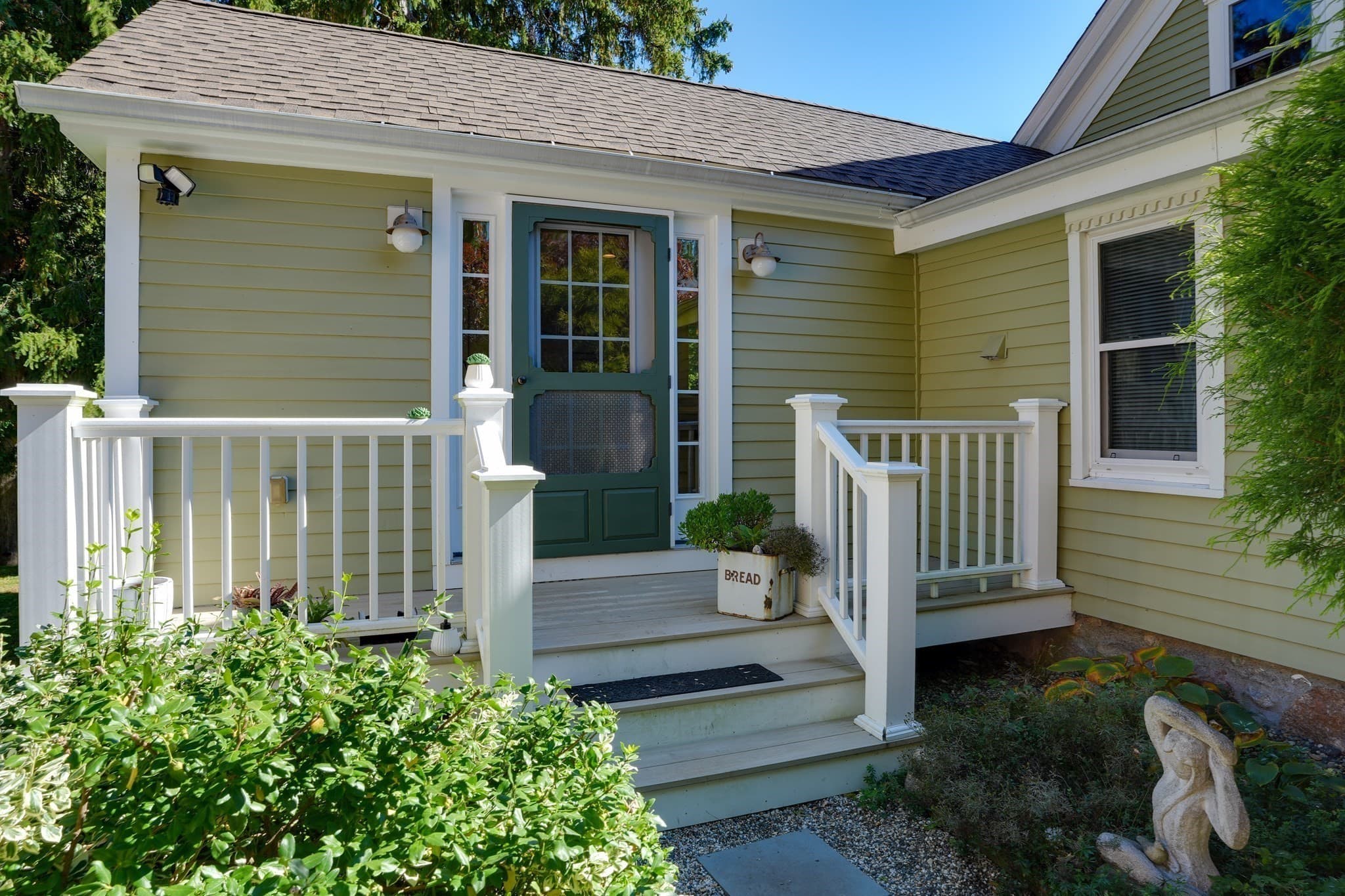 Single Family Residence at 151 Southville Rd, Southborough MA 01772, Southborough, photo 2 of 38