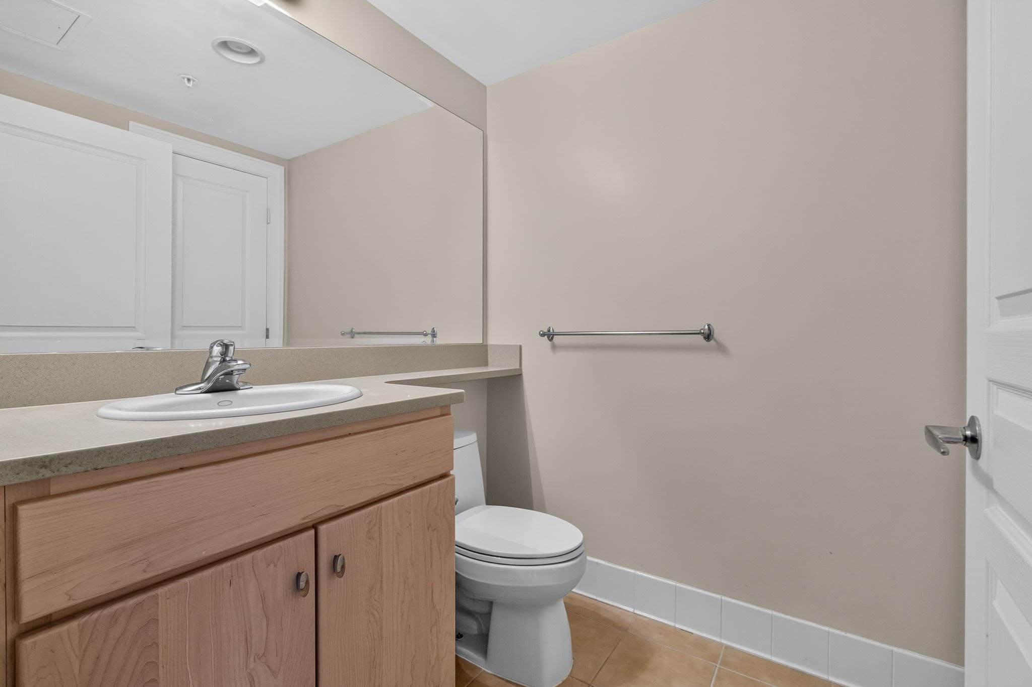 Condominium at 5 Repton Cir # 5213, Watertown MA 02472, Watertown, photo 12 of 34