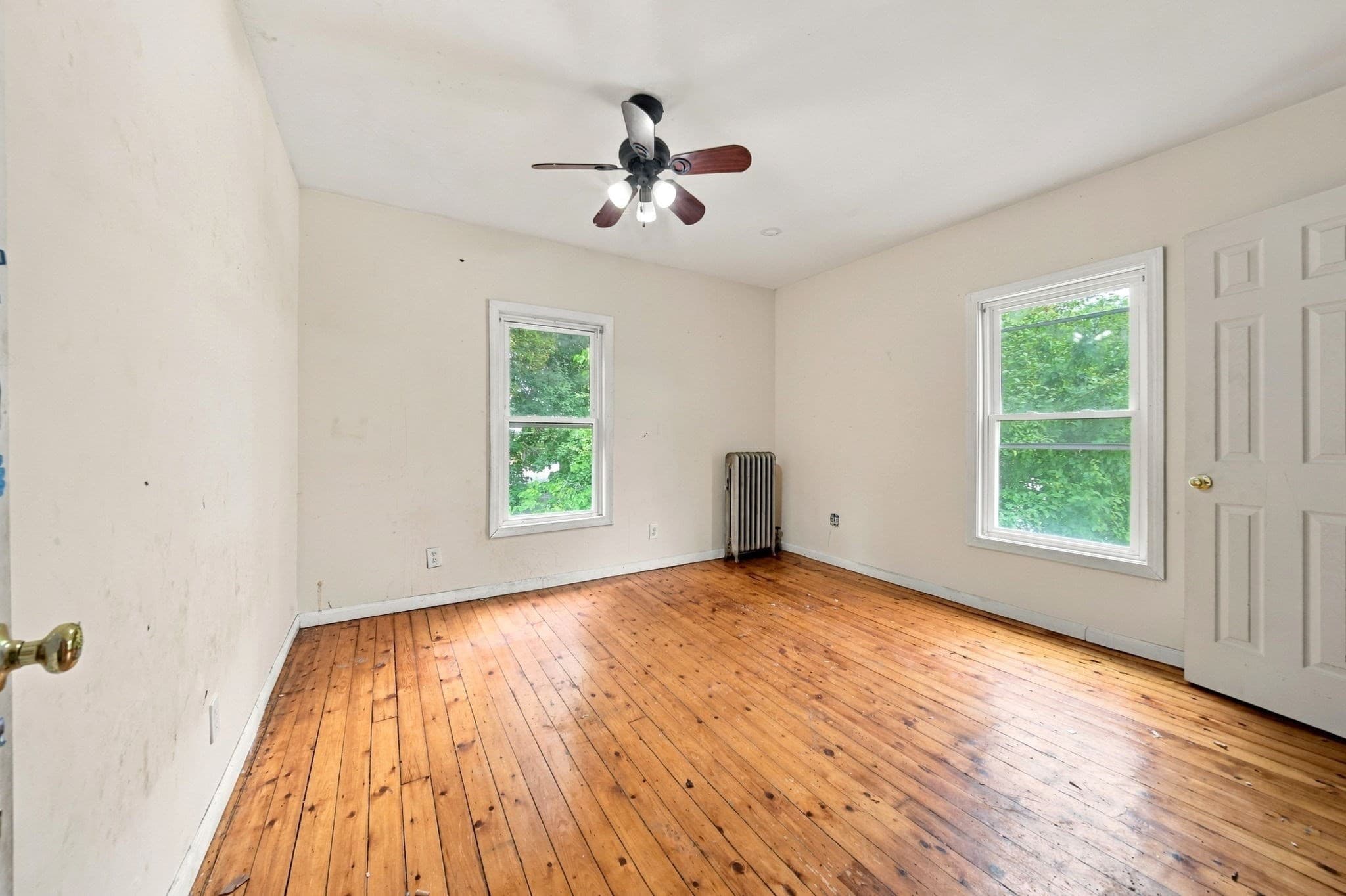 Single Family Residence at 30 Myrtle Ave, Holyoke MA 01040, Holyoke, photo 22 of 33