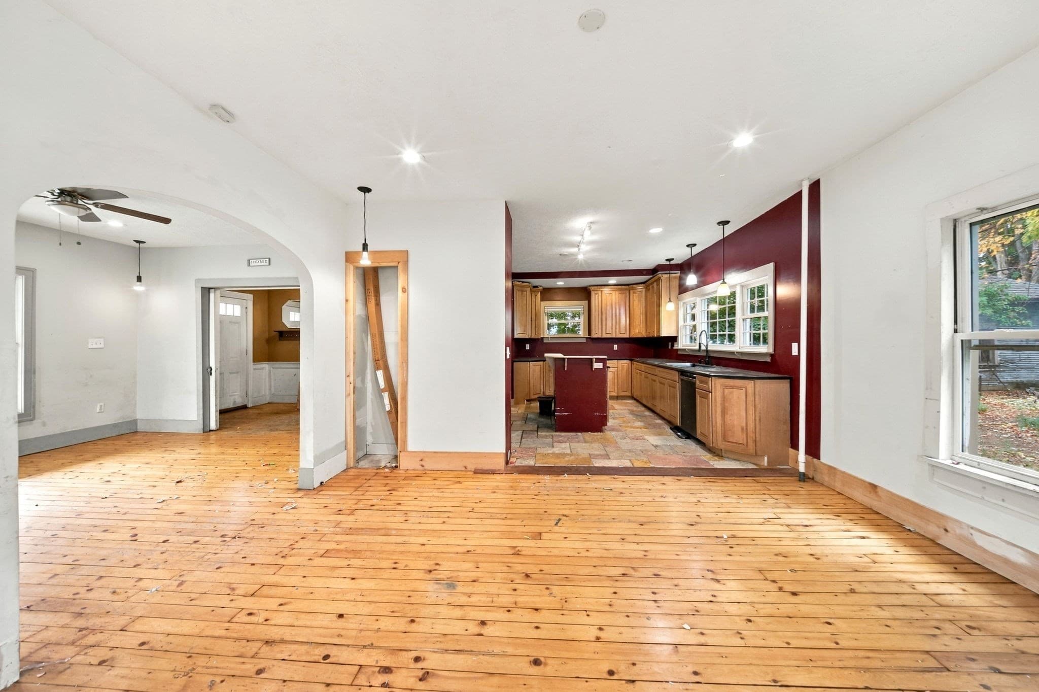Single Family Residence at 30 Myrtle Ave, Holyoke MA 01040, Holyoke, photo 9 of 33
