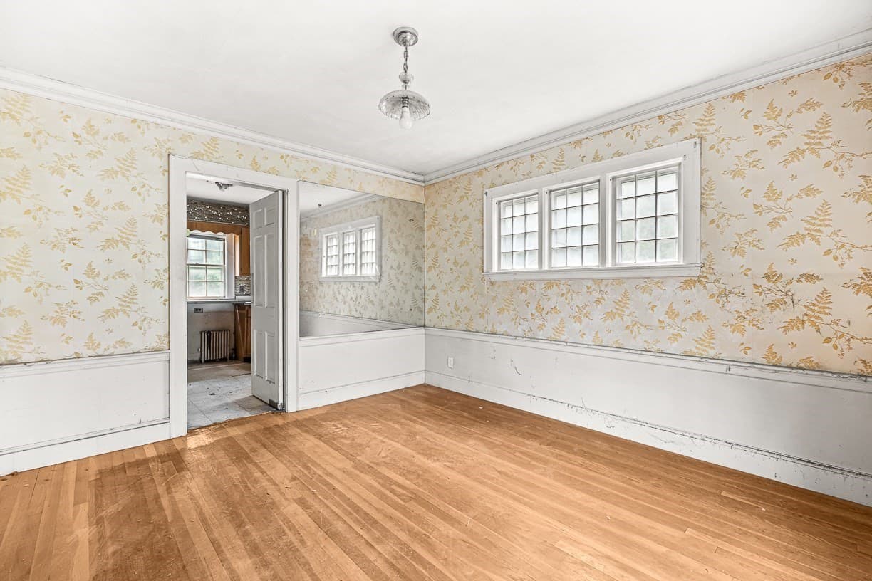 Single Family Residence at 106 Walnut Hill Rd, Newton MA 02461, Newton, photo 8 of 10