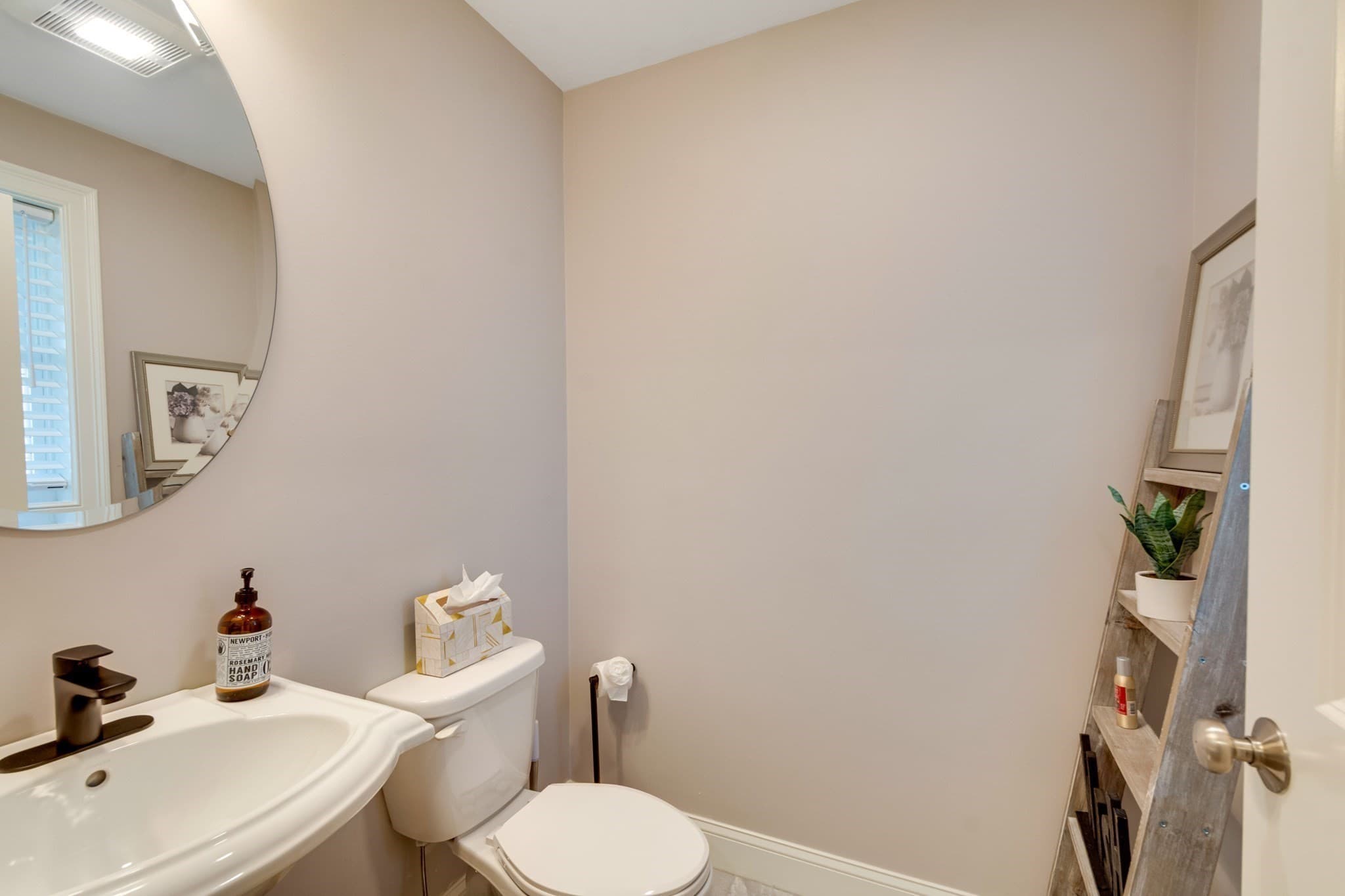 Condominium at 1409 Kenwood Way # 1409, Clinton MA 01510, Clinton, photo 9 of 33