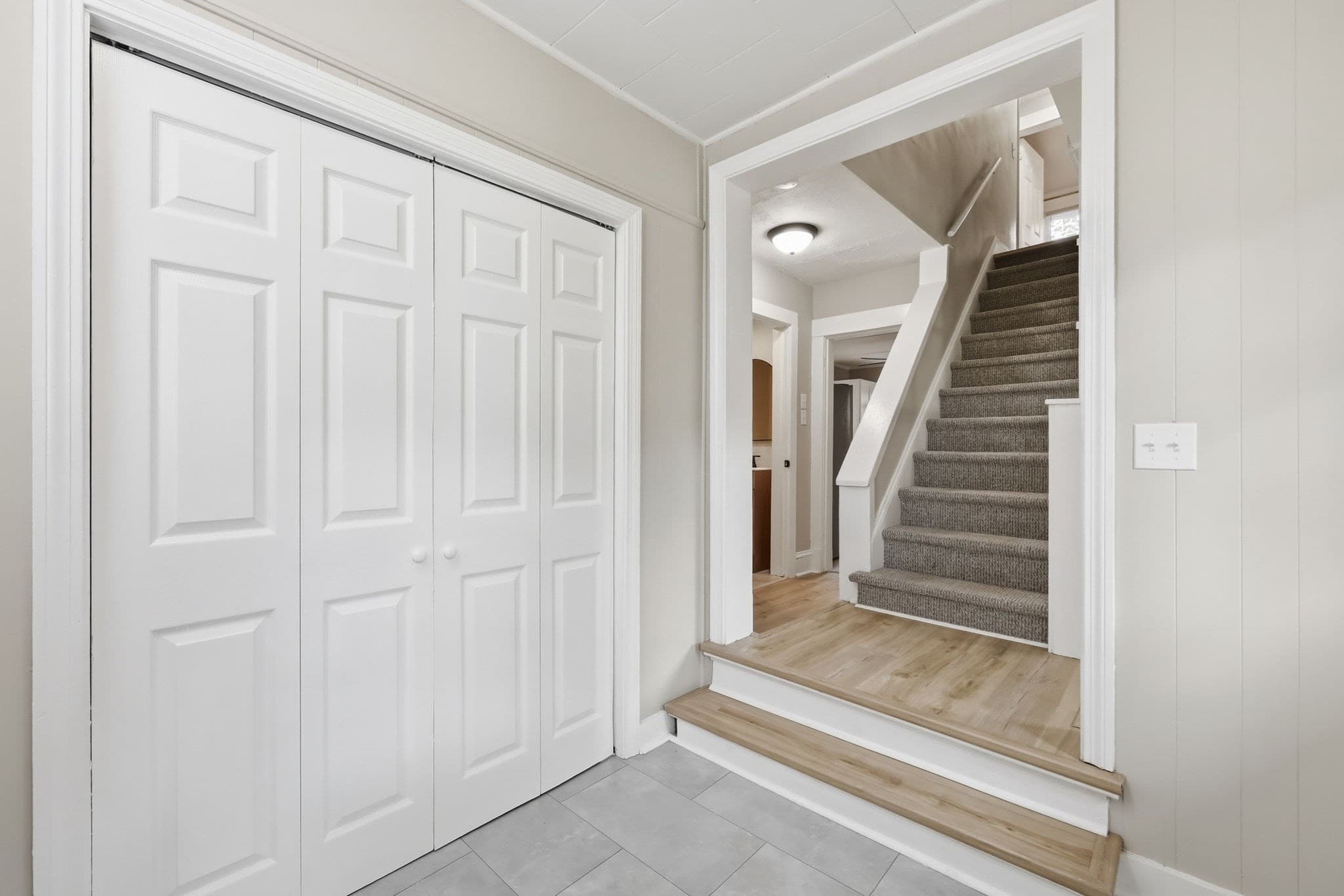 Single Family Residence at 13 Furrow St, Westfield MA 01085, Westfield, photo 4 of 32