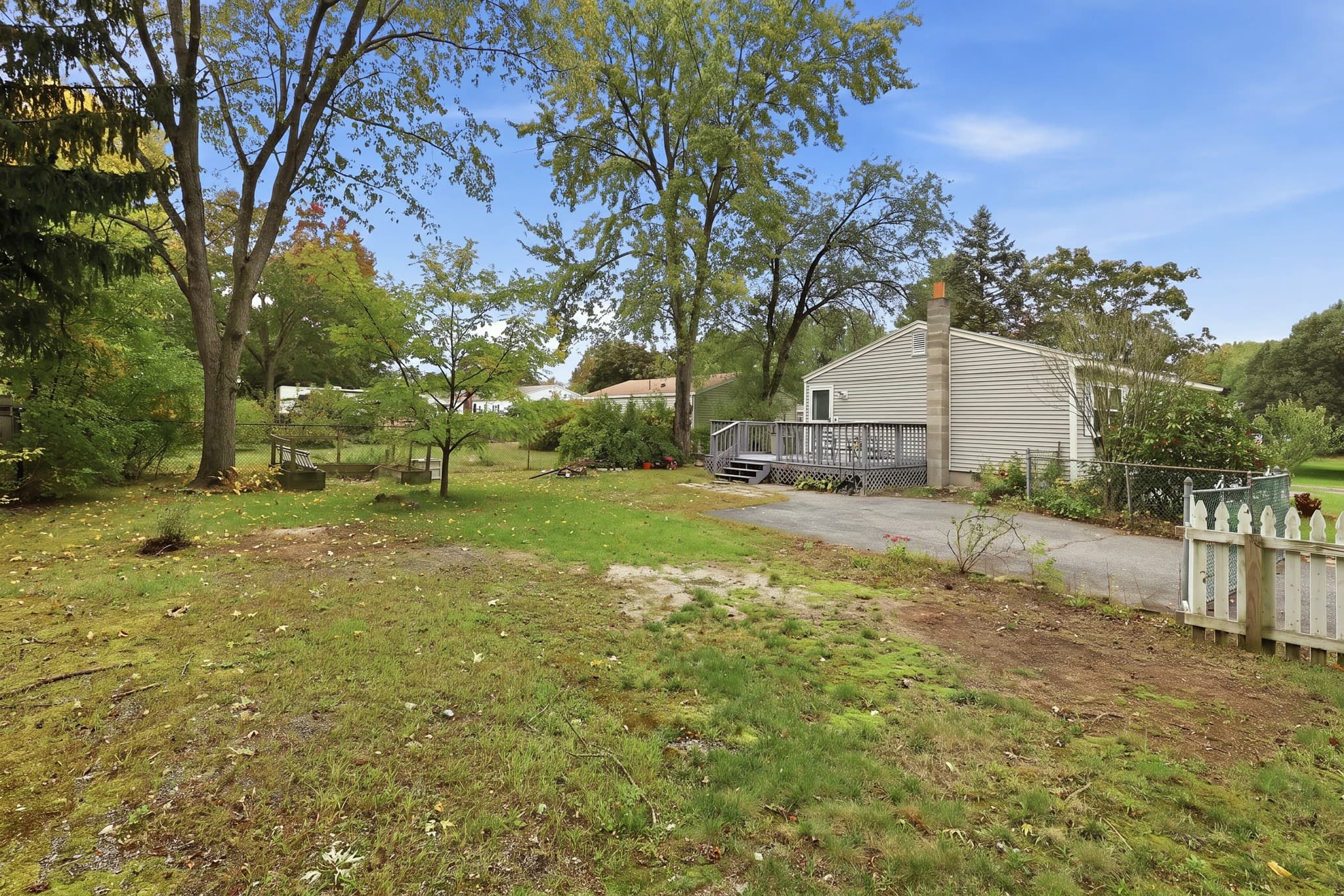 Single Family Residence at 50 Finch Rd, Springfield MA 01119, Springfield, photo 5 of 32
