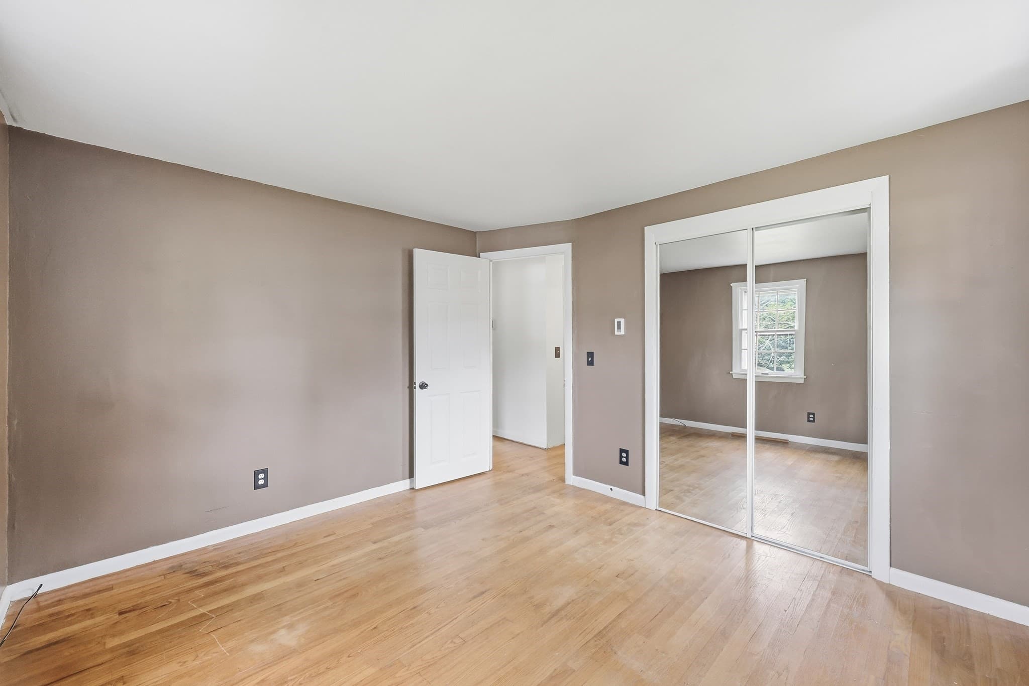 Single Family Residence at 50 Finch Rd, Springfield MA 01119, Springfield, photo 10 of 32