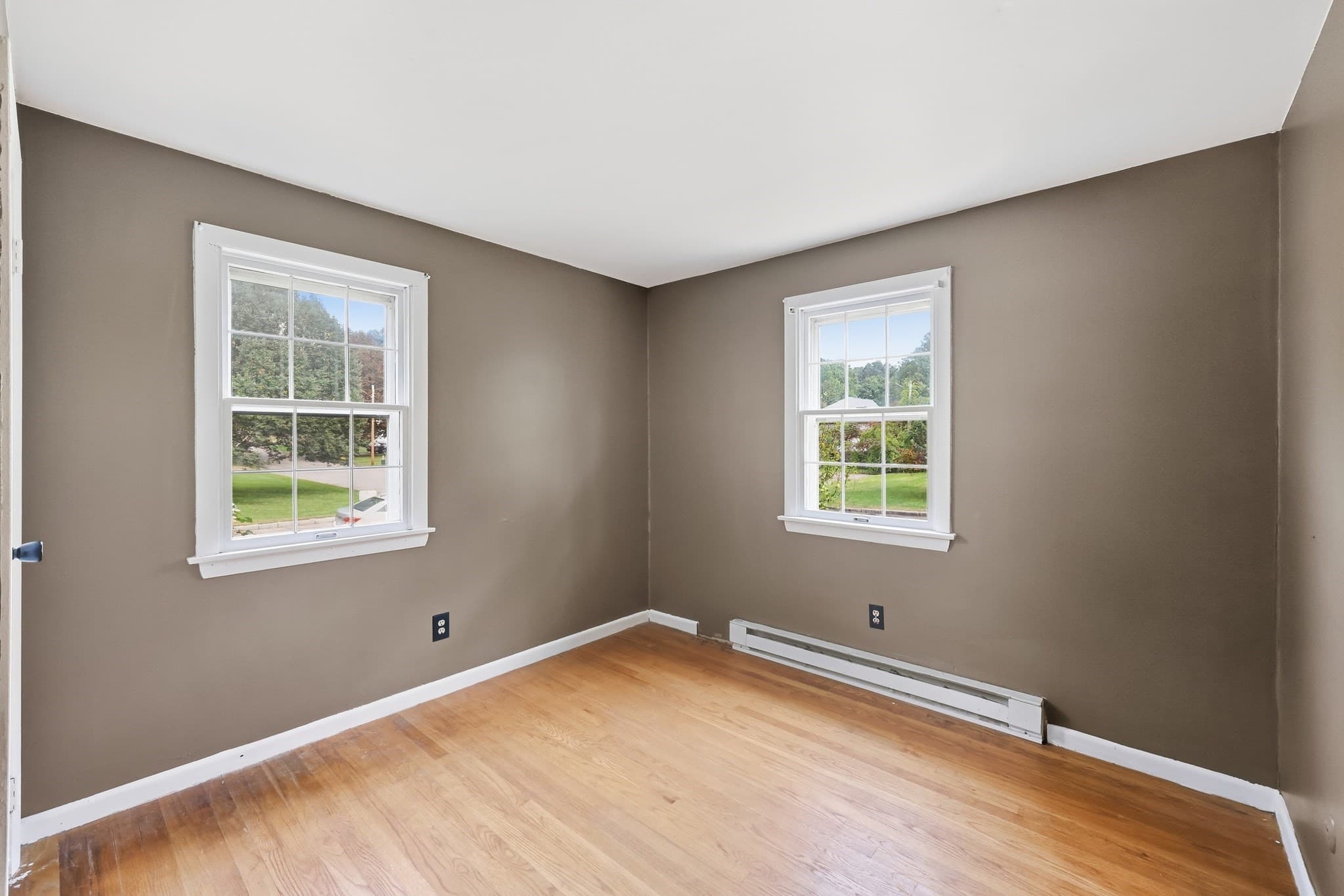 Single Family Residence at 50 Finch Rd, Springfield MA 01119, Springfield, photo 11 of 32