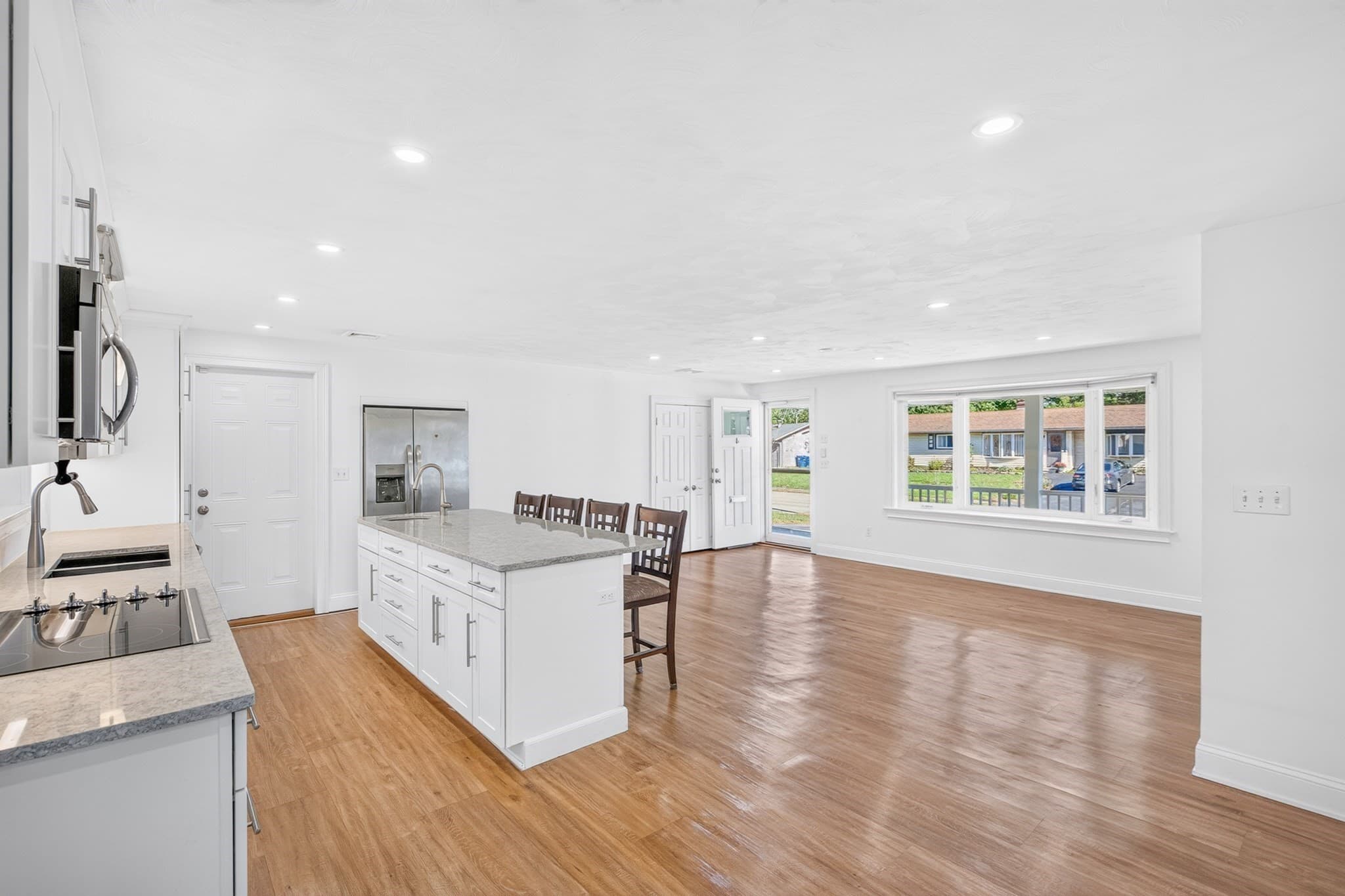 Single Family Residence at 15 Roger Rd, Holbrook MA 02343, Holbrook, photo 6 of 37