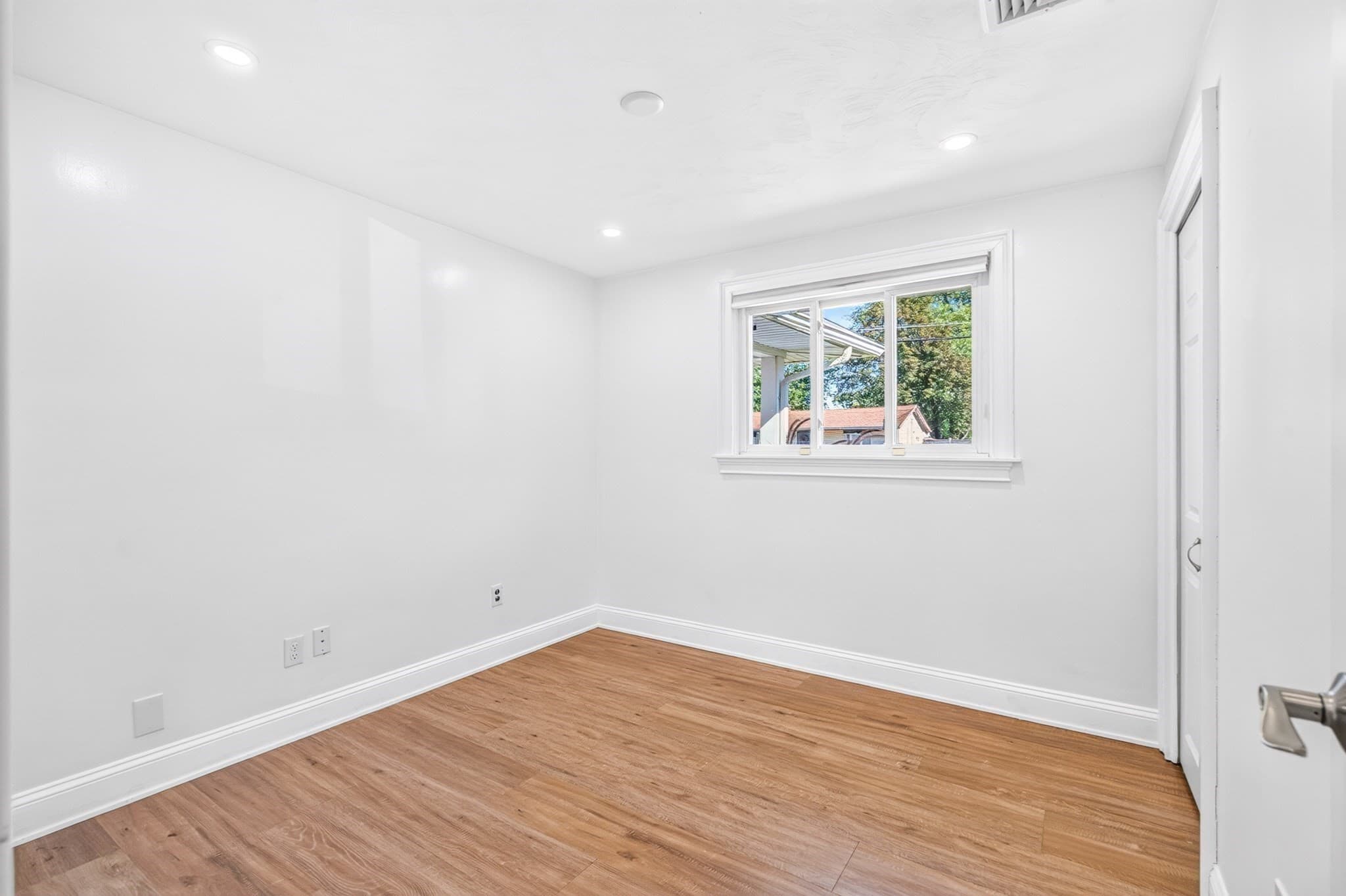 Single Family Residence at 15 Roger Rd, Holbrook MA 02343, Holbrook, photo 26 of 37