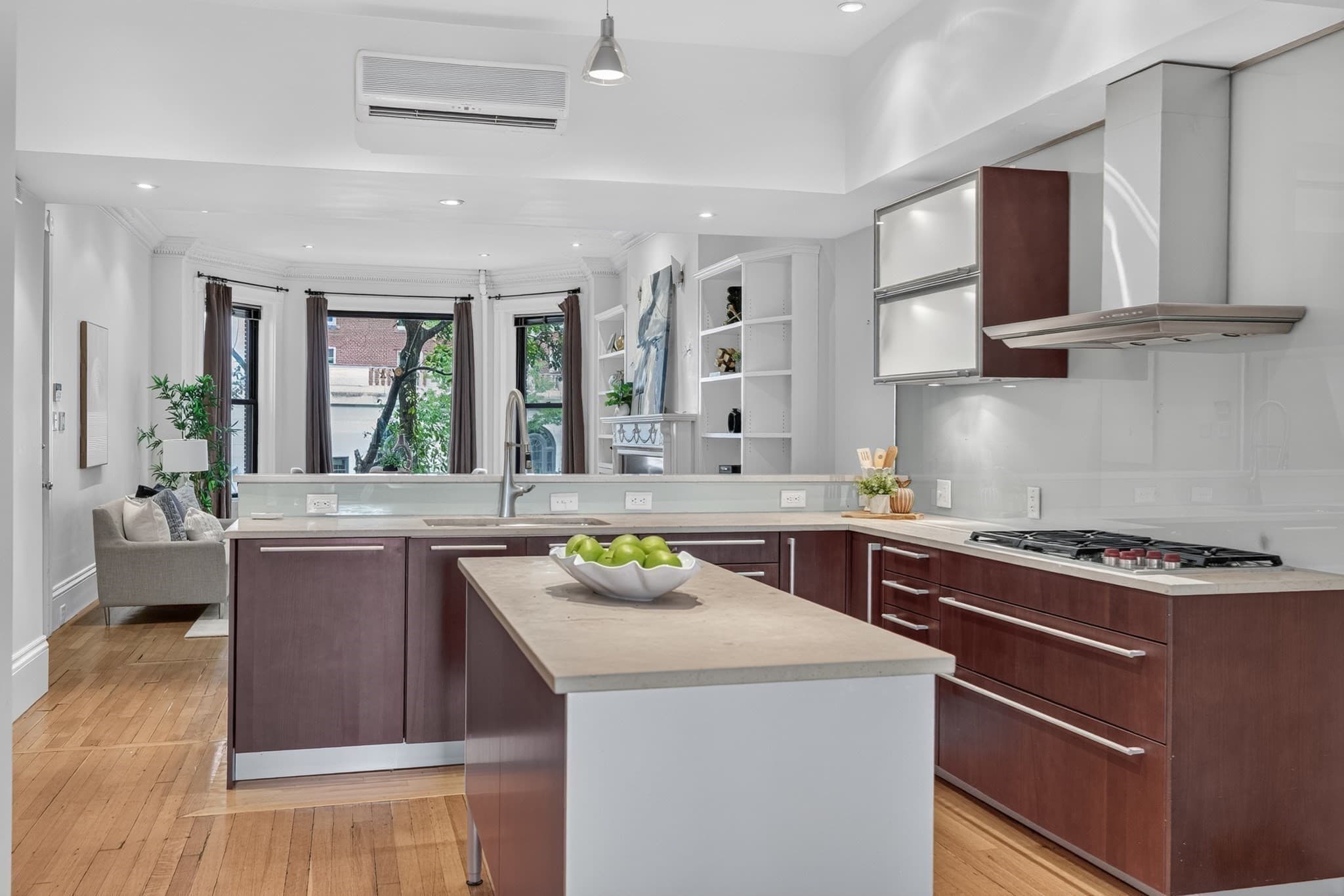 Condominium at 37 Bay State # 3, Boston MA 02215, Boston, photo 12 of 36