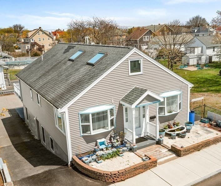 Multi Family at 574 Nantasket Ave - (574), Hull MA 02045, Hull, photo 2 of 40