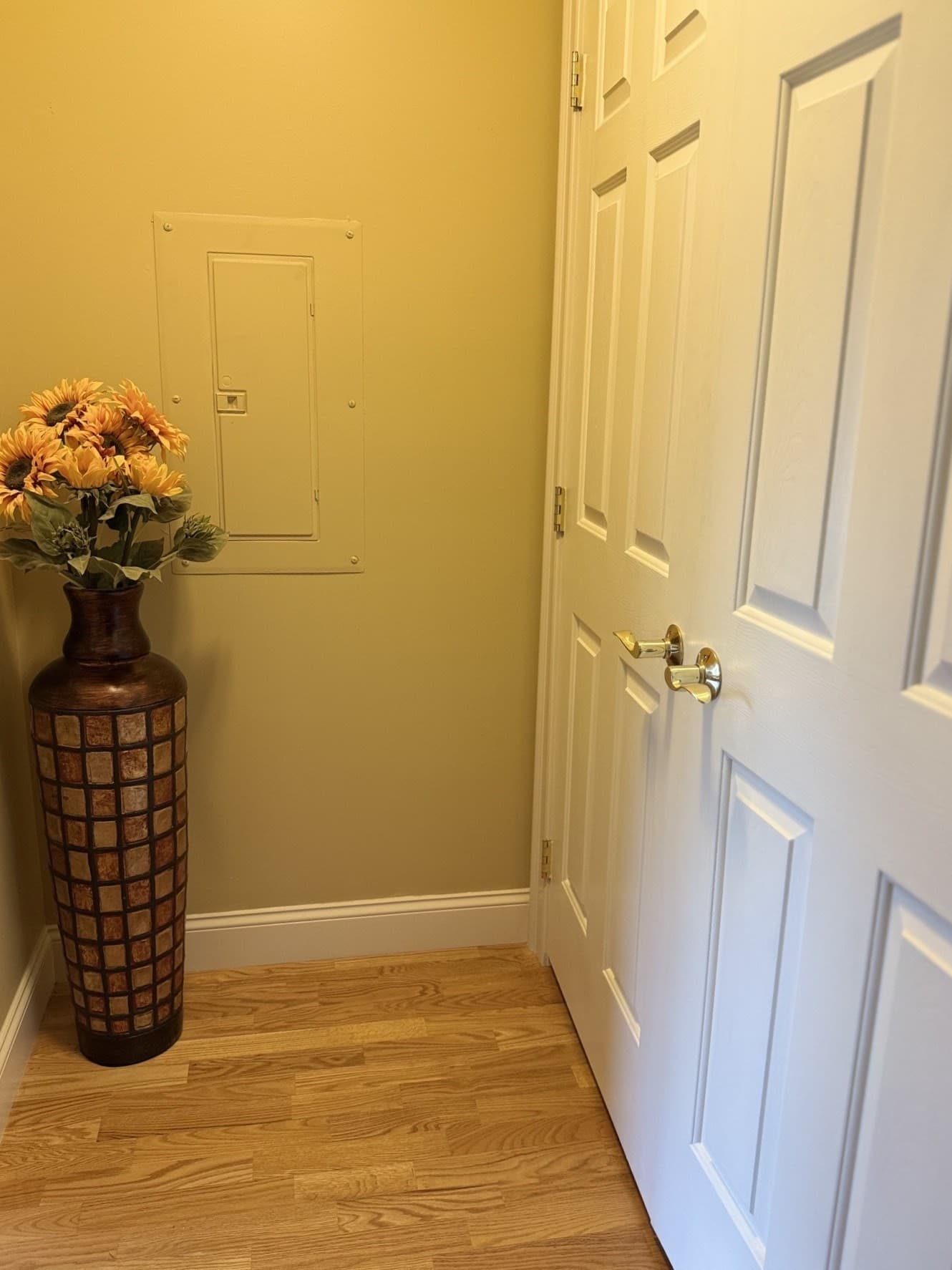 Condominium at 7 Crescent Gate # 313, Sturbridge MA 01518, Sturbridge, photo 23 of 39