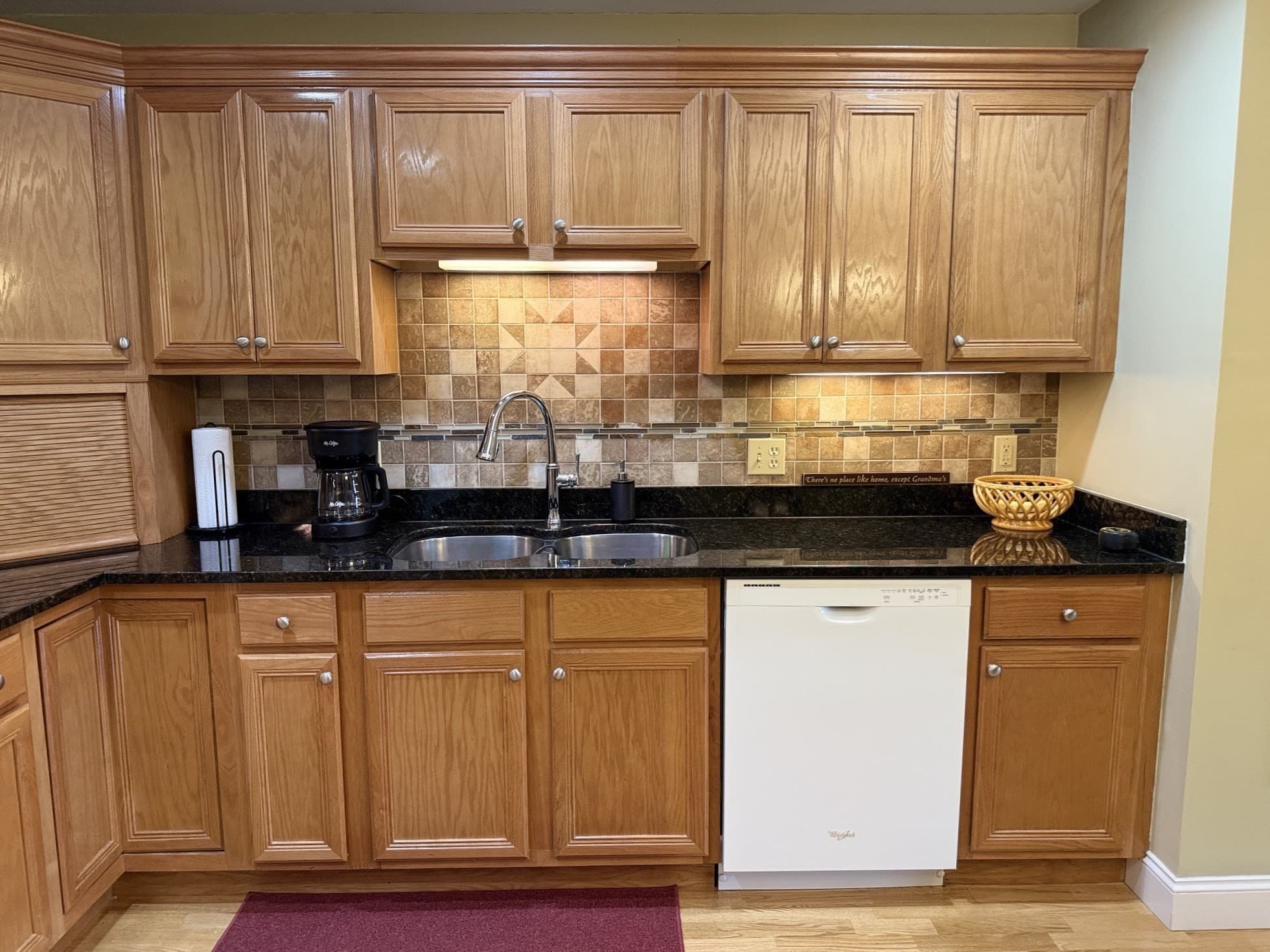 Condominium at 7 Crescent Gate # 313, Sturbridge MA 01518, Sturbridge, photo 7 of 39