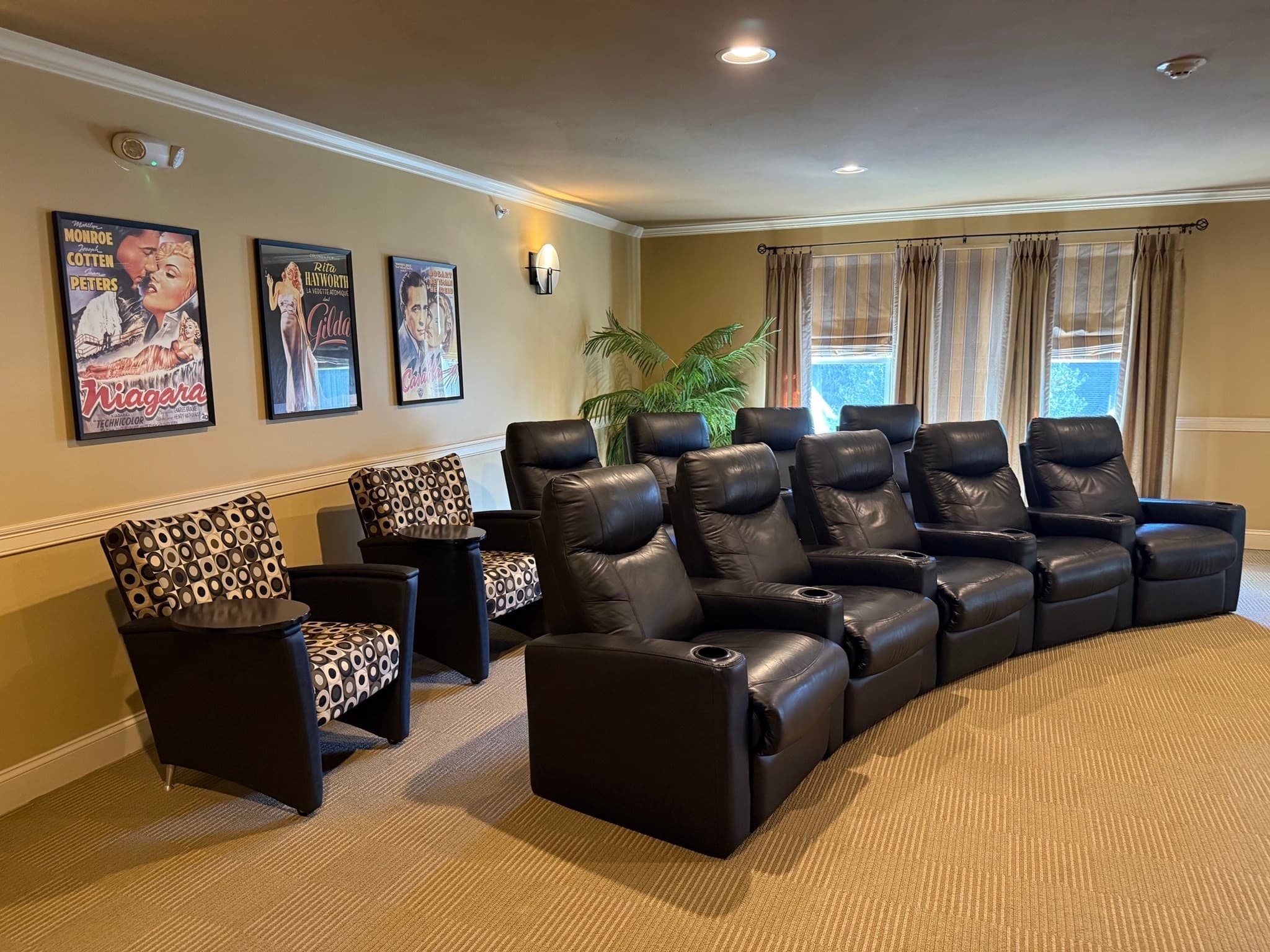 Condominium at 7 Crescent Gate # 313, Sturbridge MA 01518, Sturbridge, photo 30 of 39