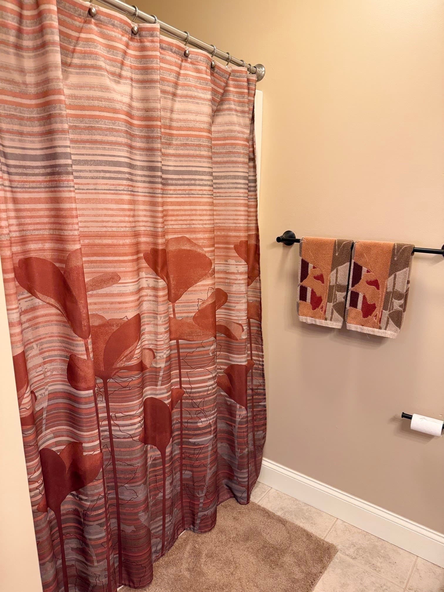 Condominium at 7 Crescent Gate # 313, Sturbridge MA 01518, Sturbridge, photo 15 of 39