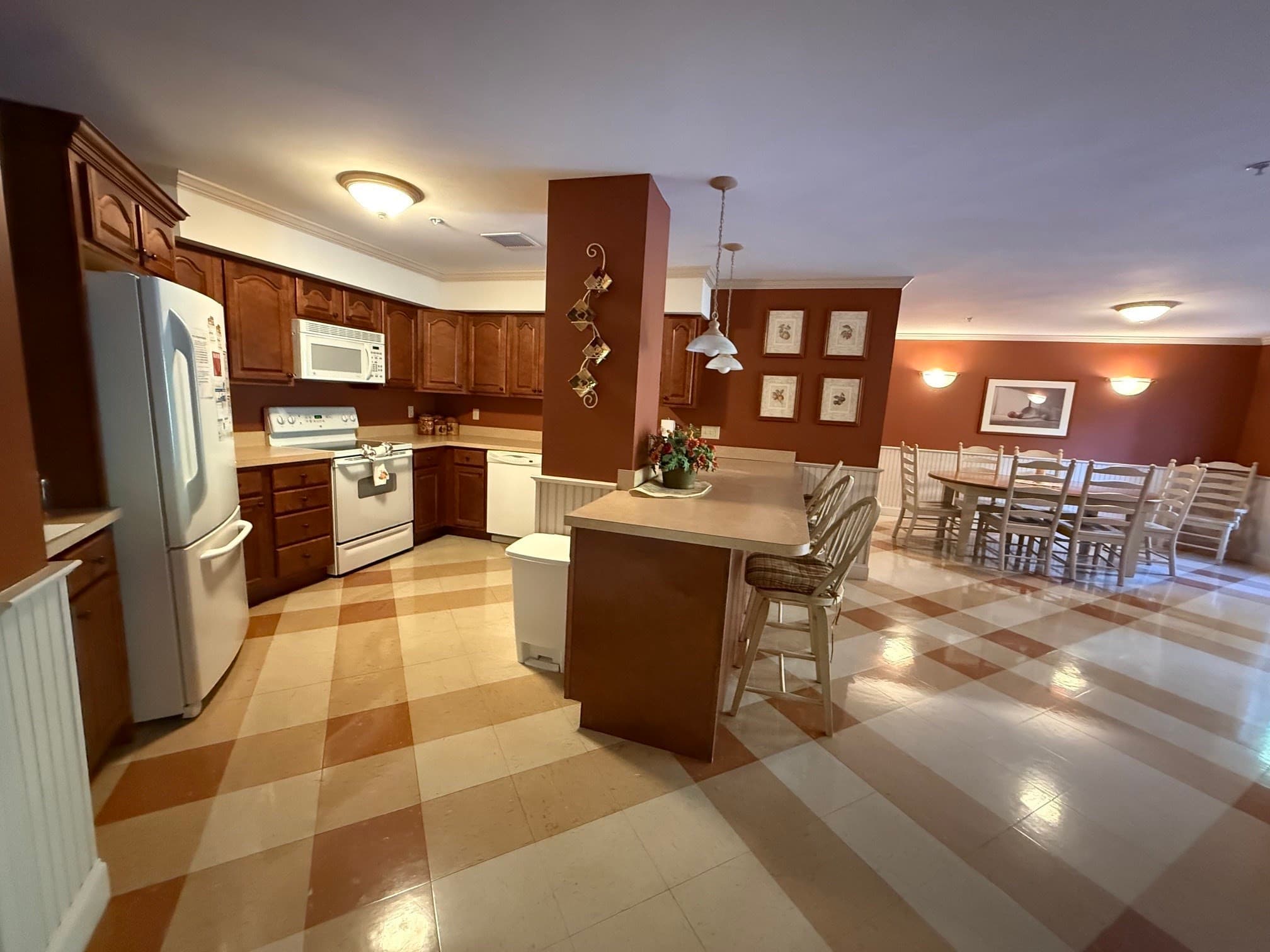 Condominium at 7 Crescent Gate # 313, Sturbridge MA 01518, Sturbridge, photo 25 of 39