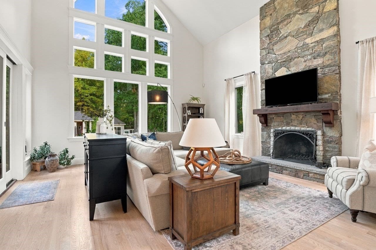 Single Family Residence at 37 Putnam Hill Road, Sutton MA 01590, Sutton, photo 17 of 42