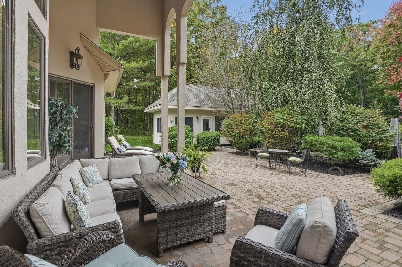 Single Family Residence at 37 Putnam Hill Road, Sutton MA 01590, Sutton, photo 40 of 42