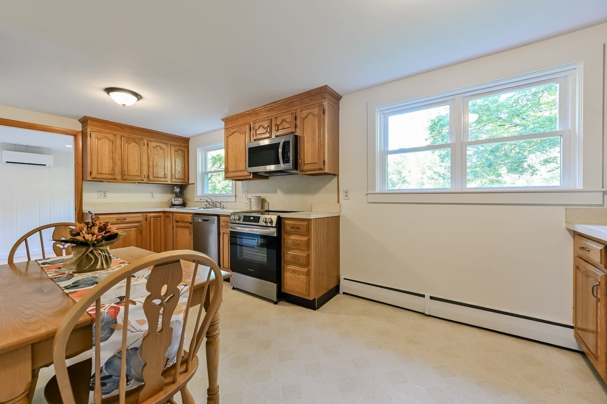 Single Family Residence at 491 Maple St, Mansfield MA 02048, Mansfield, photo 16 of 41